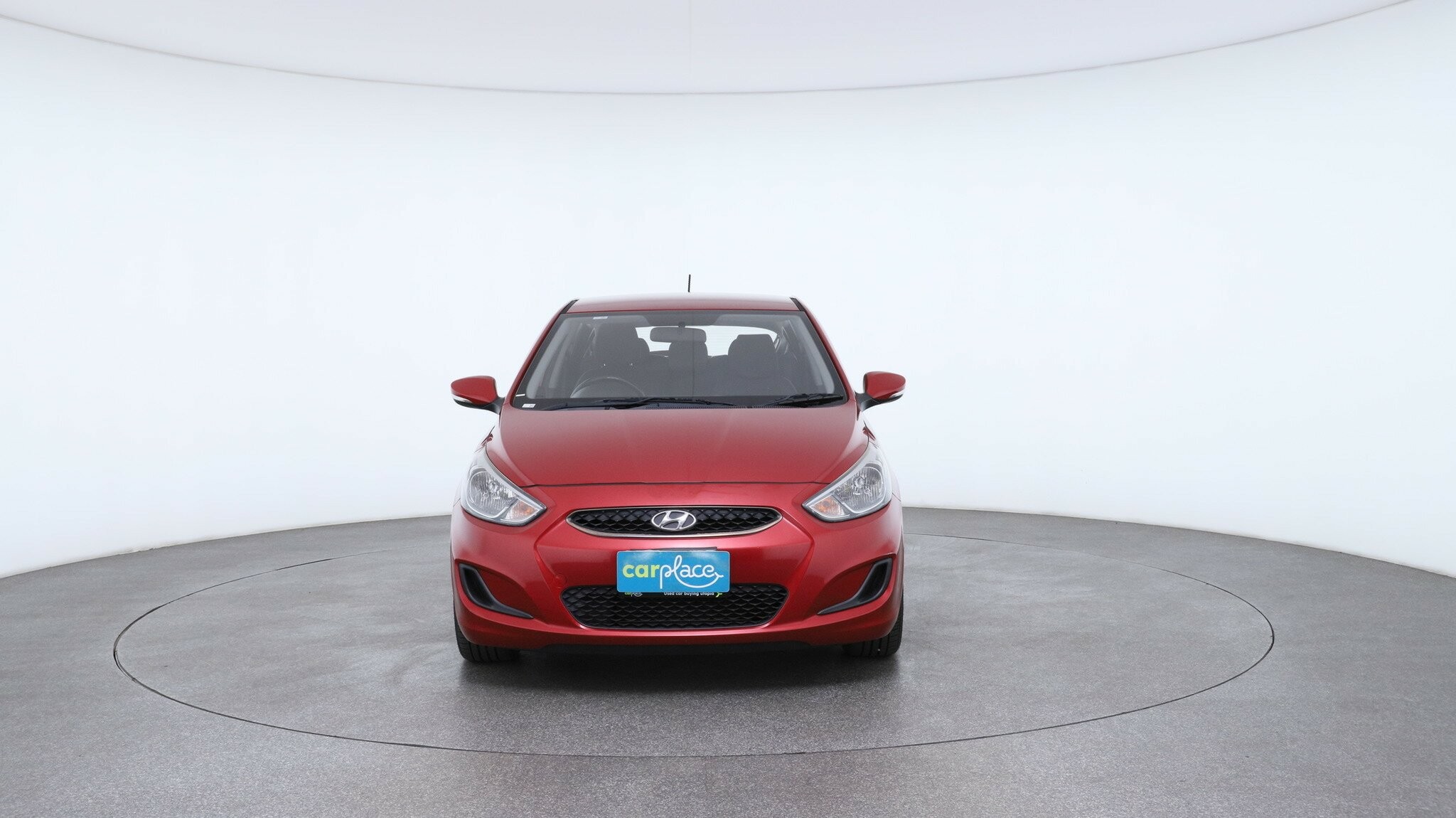 Hyundai Accent image 2
