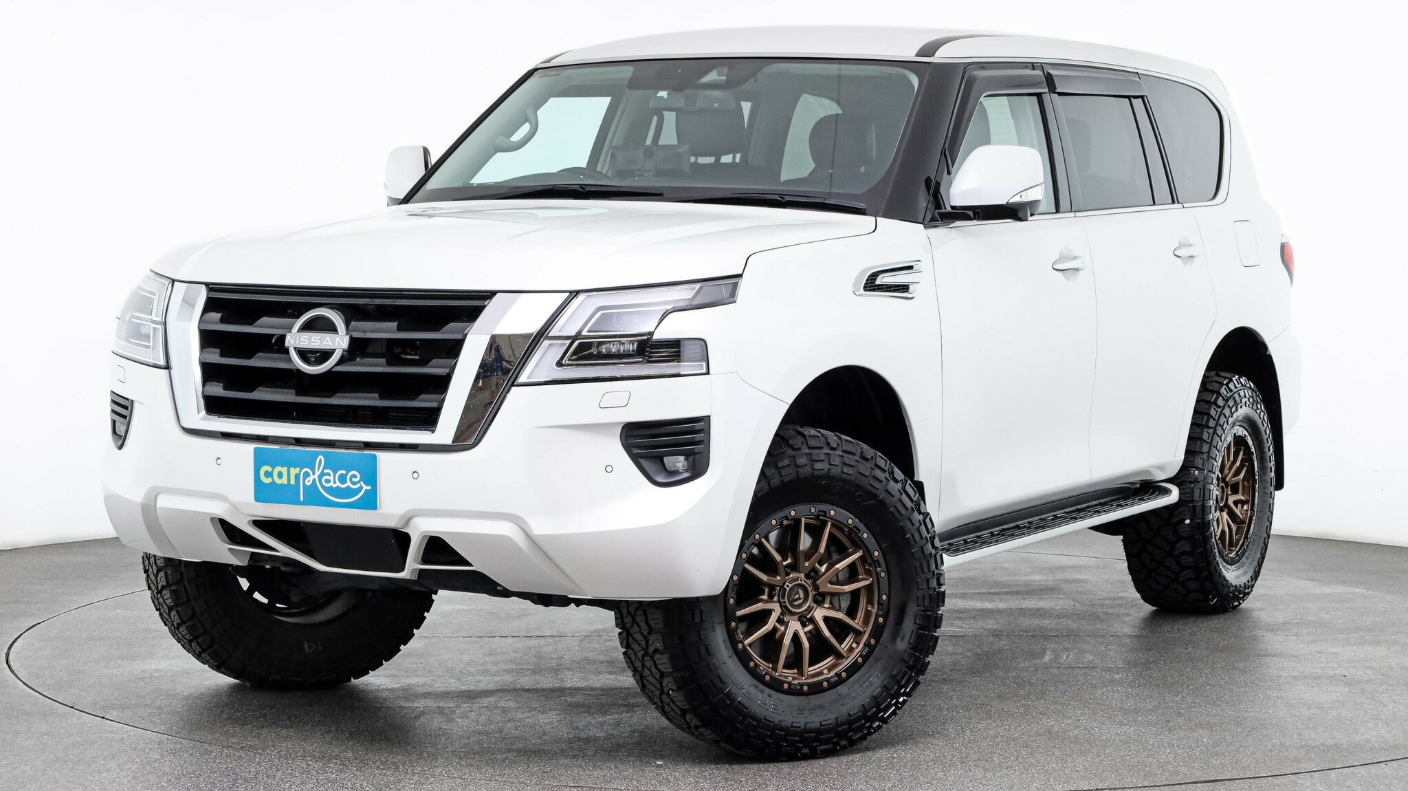 Nissan Patrol image 2