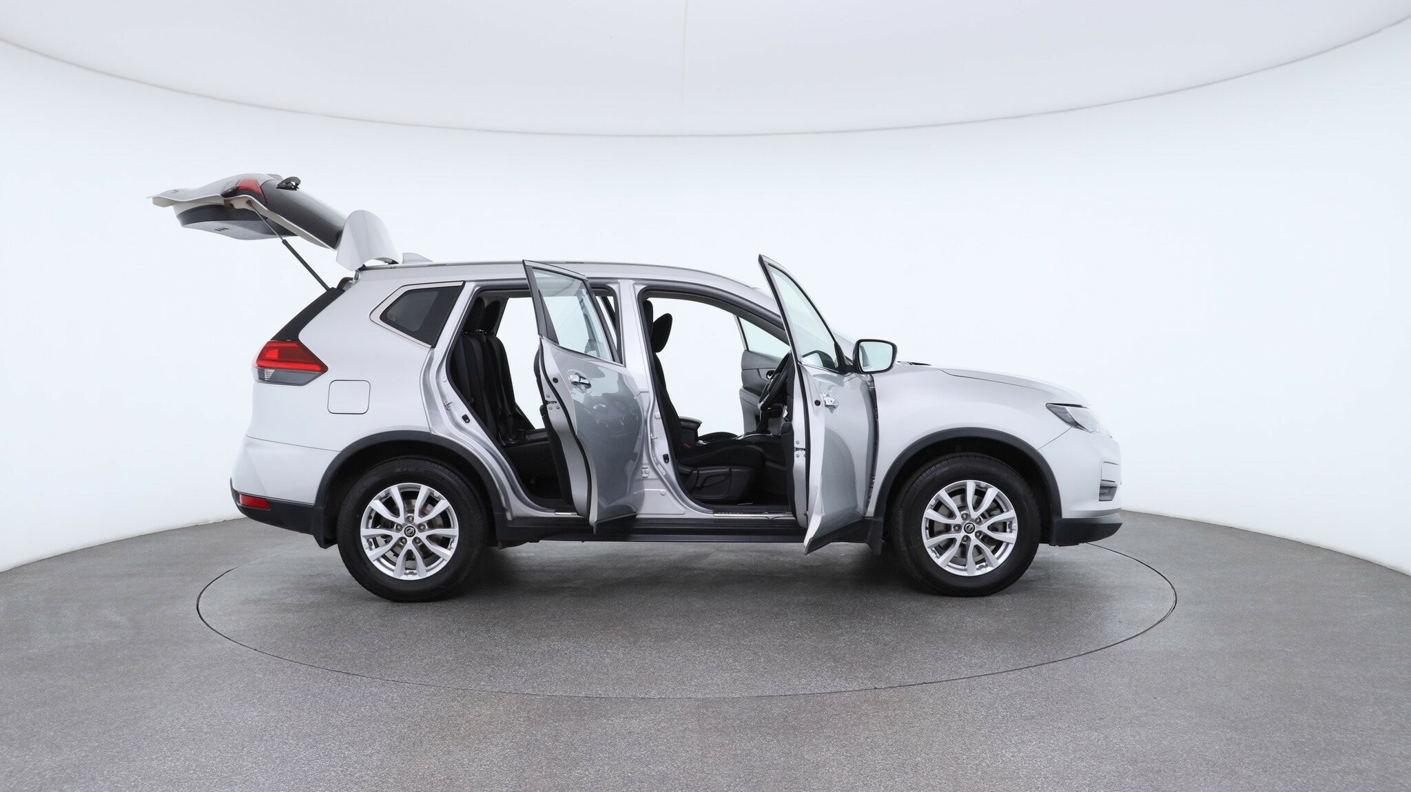 Nissan X-trail image 4