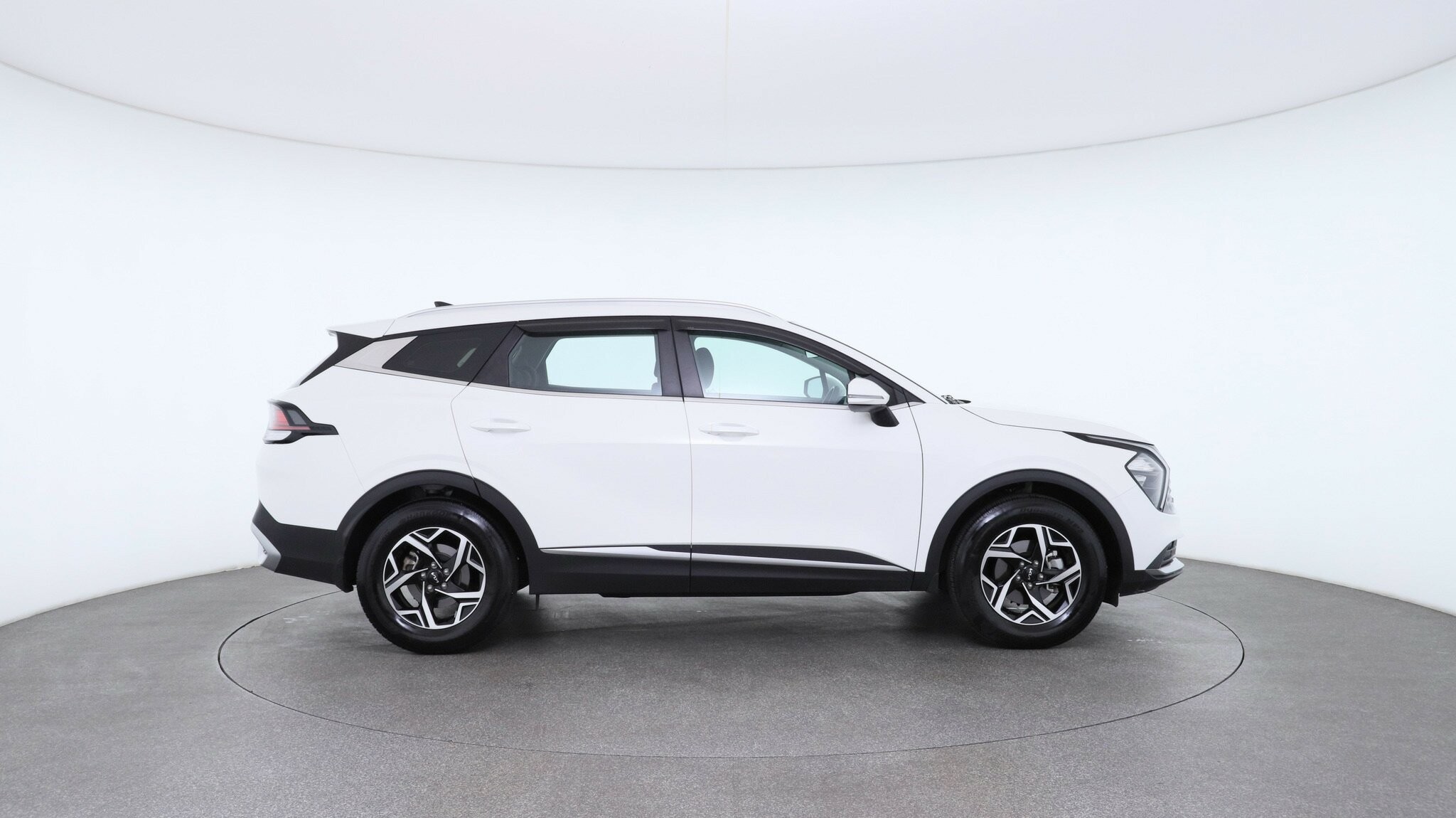Kia Sportage image 3