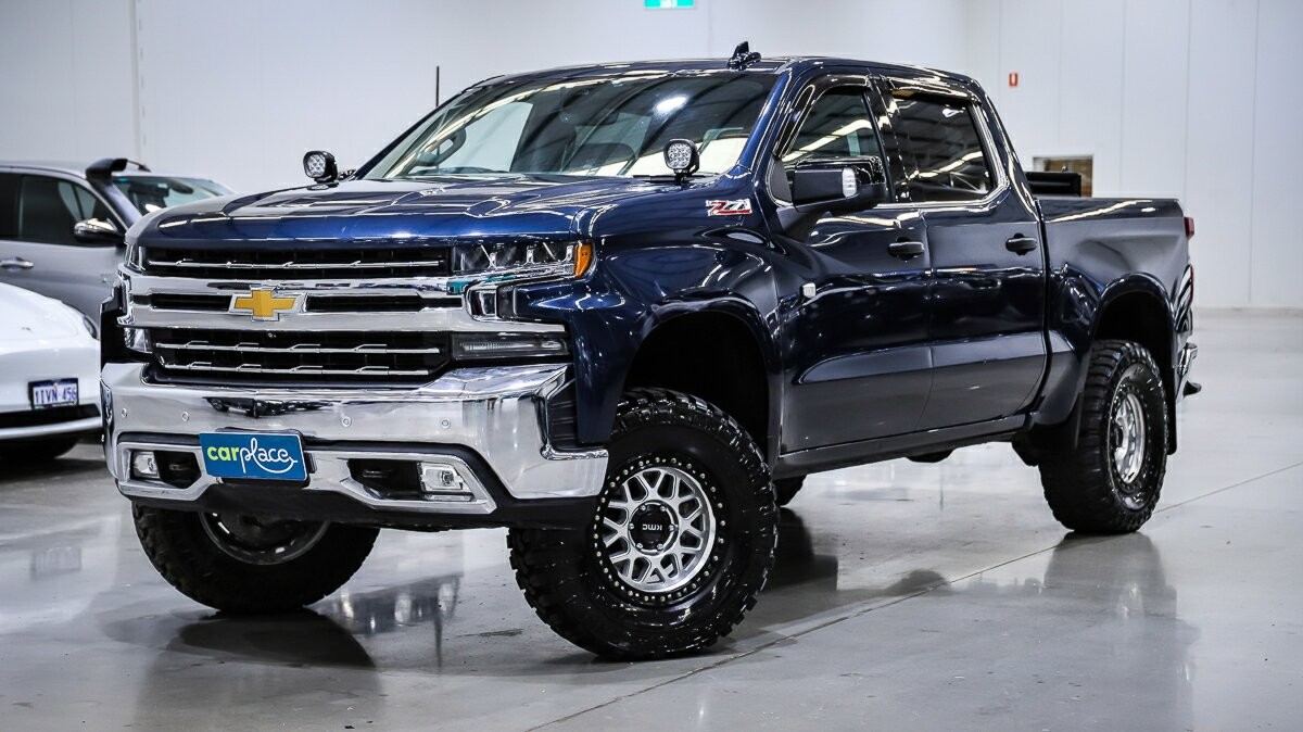 Chevrolet Silverado image 1