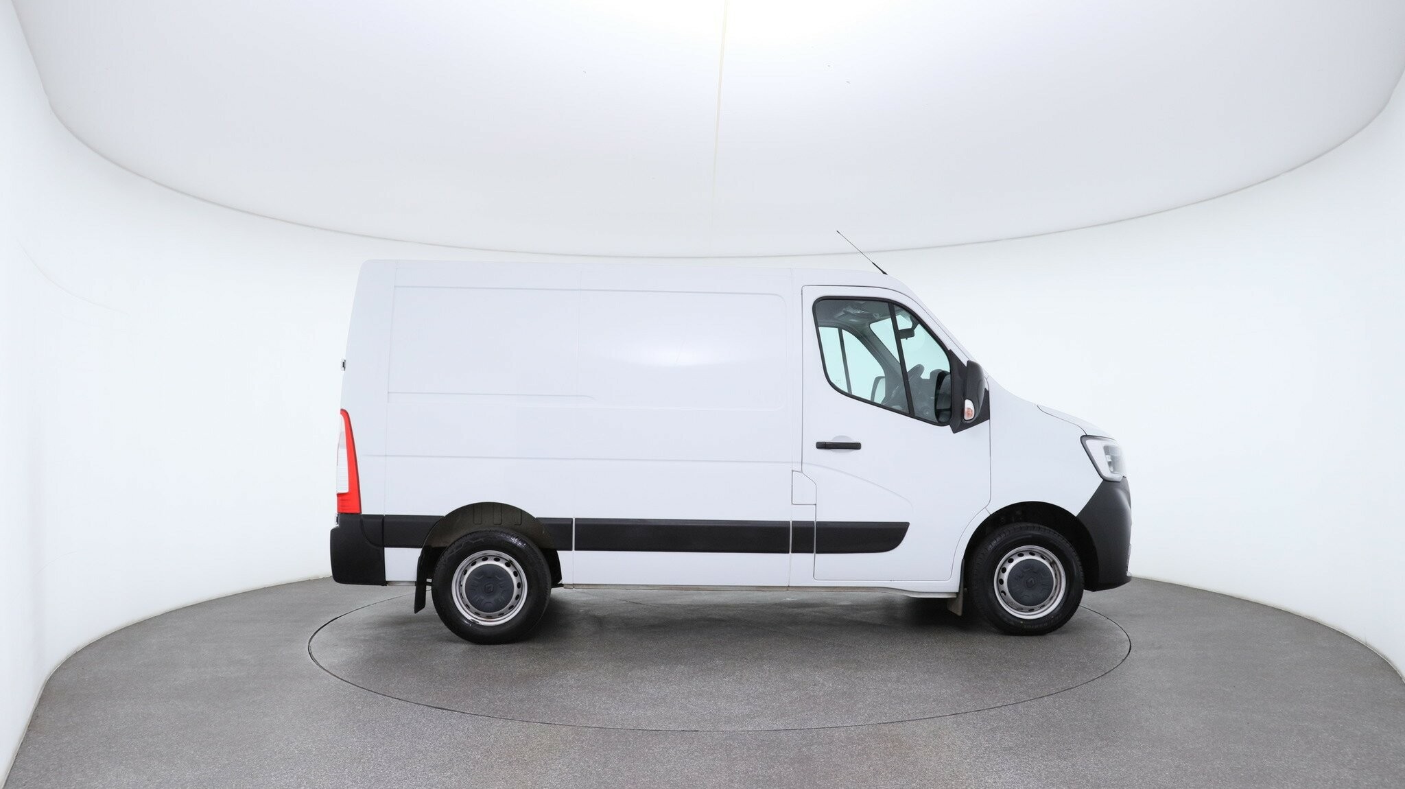 Renault Master image 3