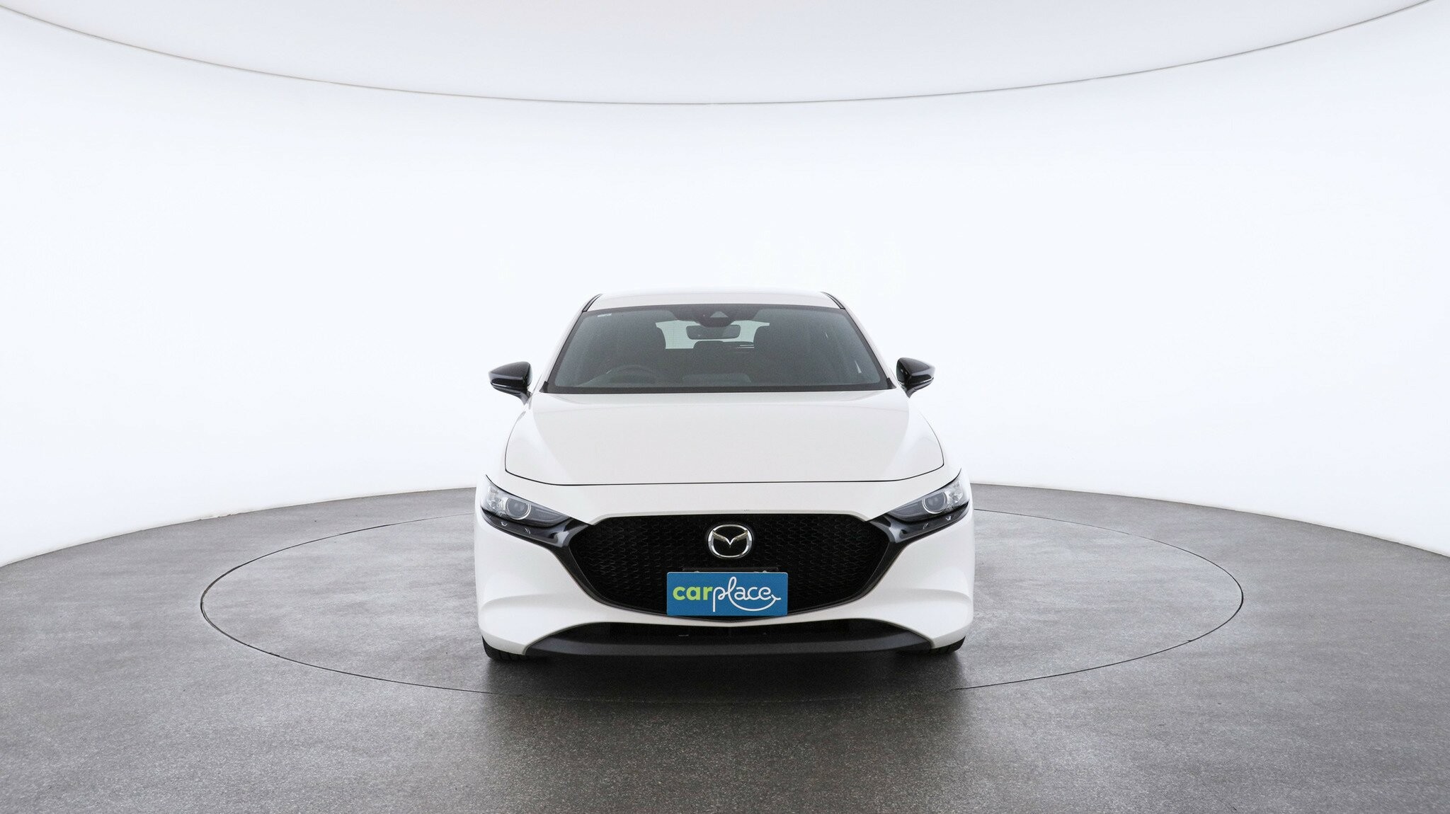 Mazda 3 image 2