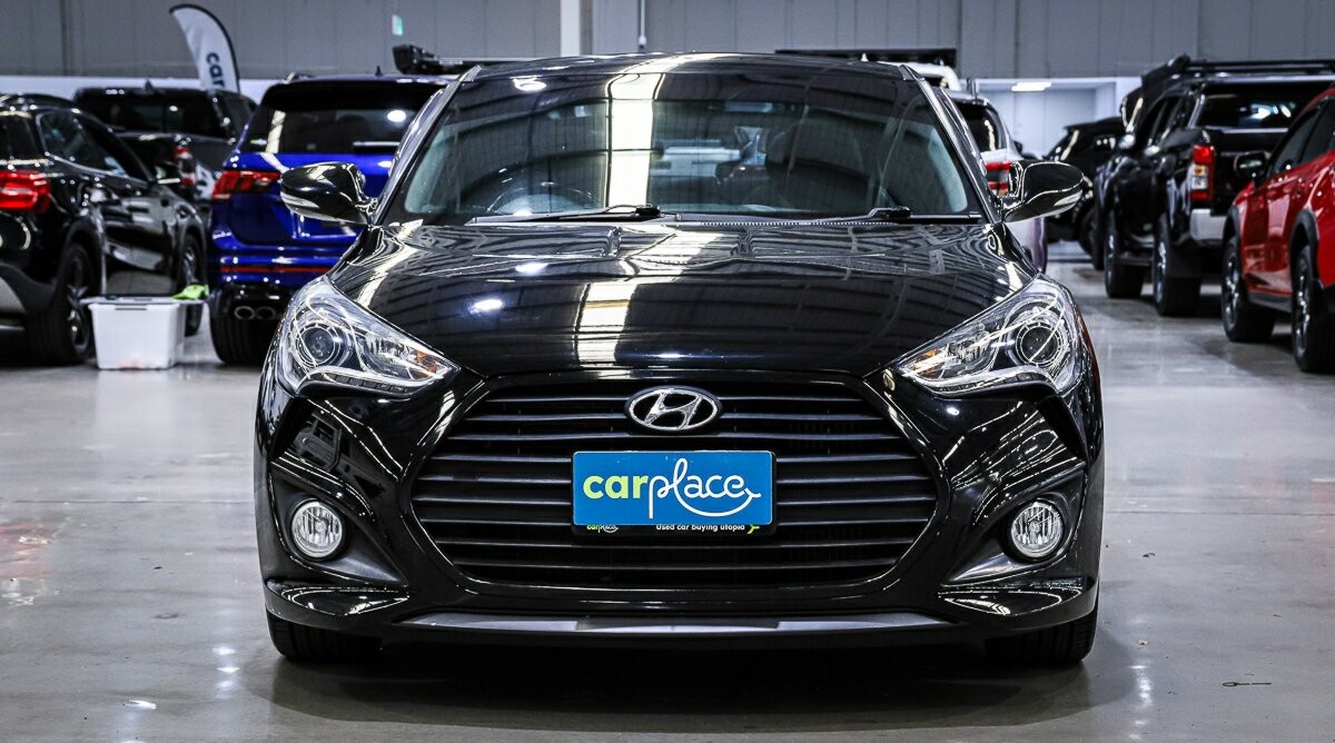 Hyundai Veloster image 2