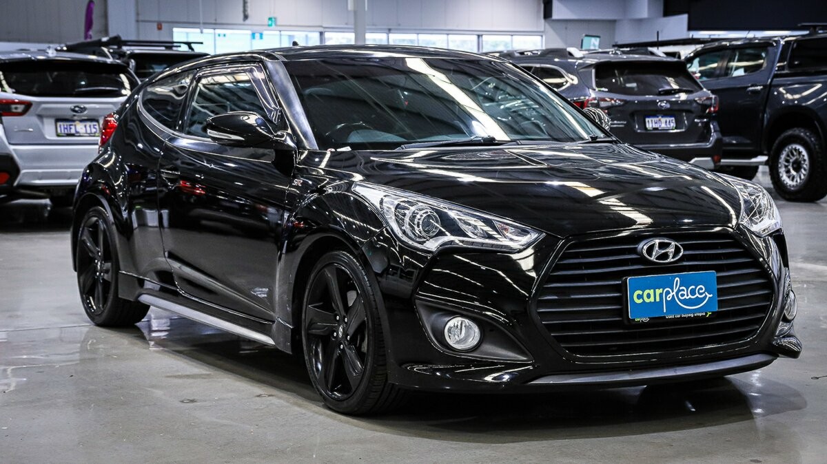 Hyundai Veloster image 3