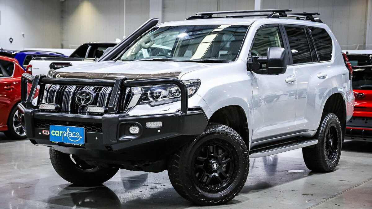 Toyota Landcruiser Prado image 1