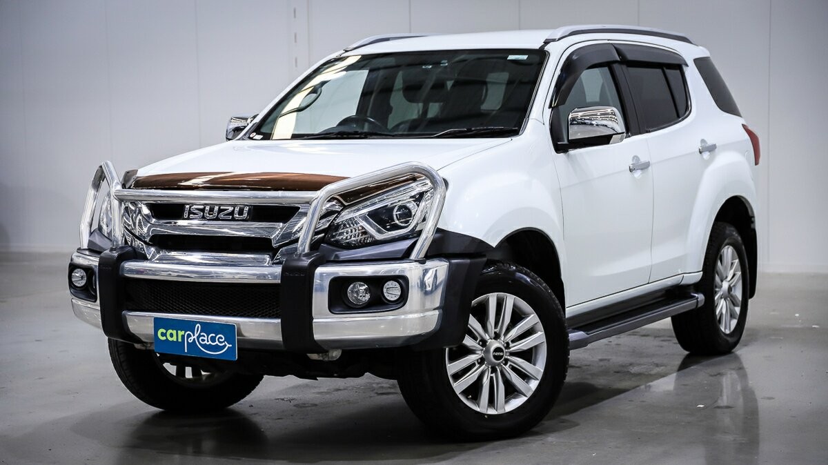 Isuzu Mu-x image 1