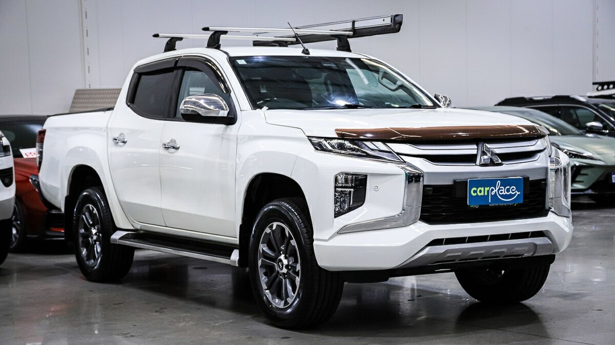 Mitsubishi Triton image 3