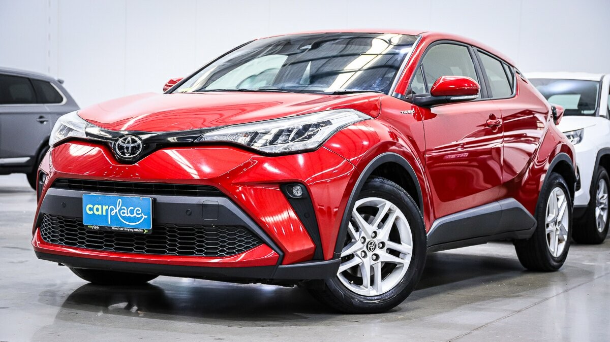 Toyota C-hr image 1