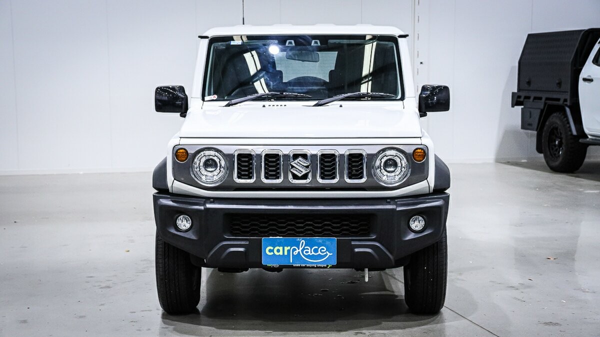 Suzuki Jimny image 2