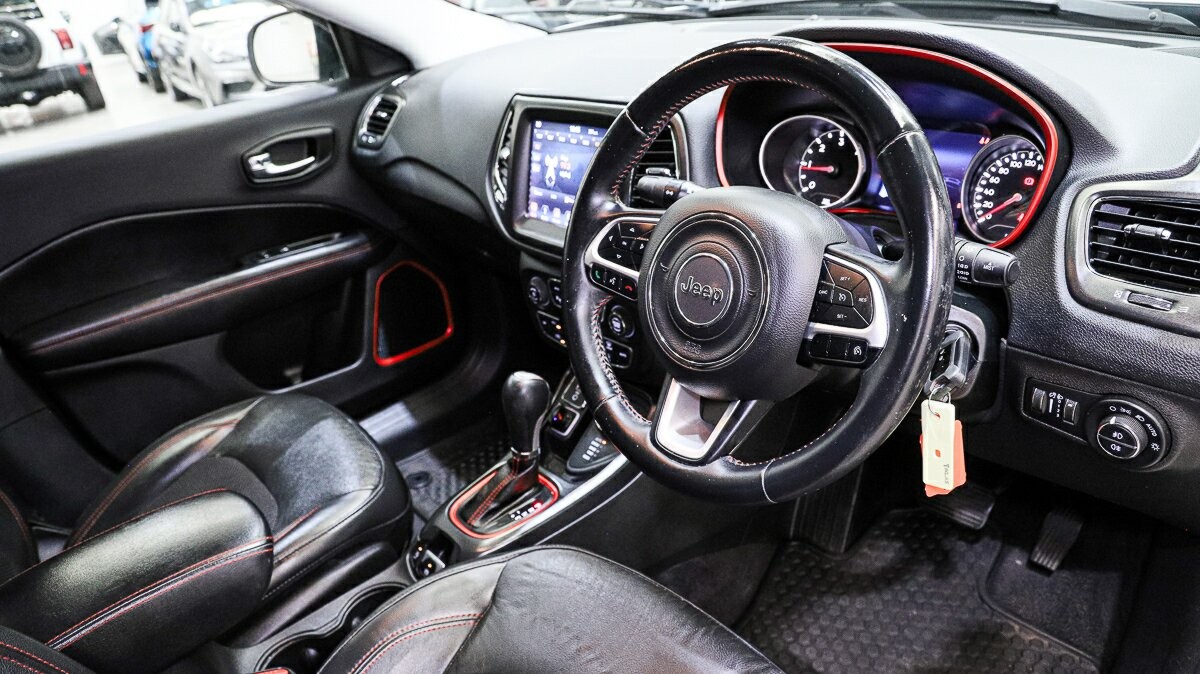 Jeep Compass image 4