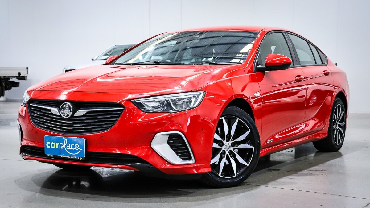 Holden Commodore image 1