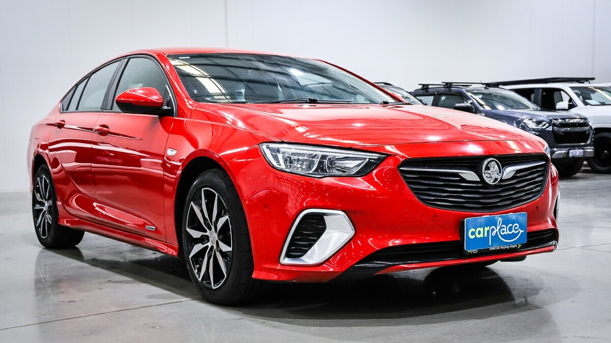 Holden Commodore image 3