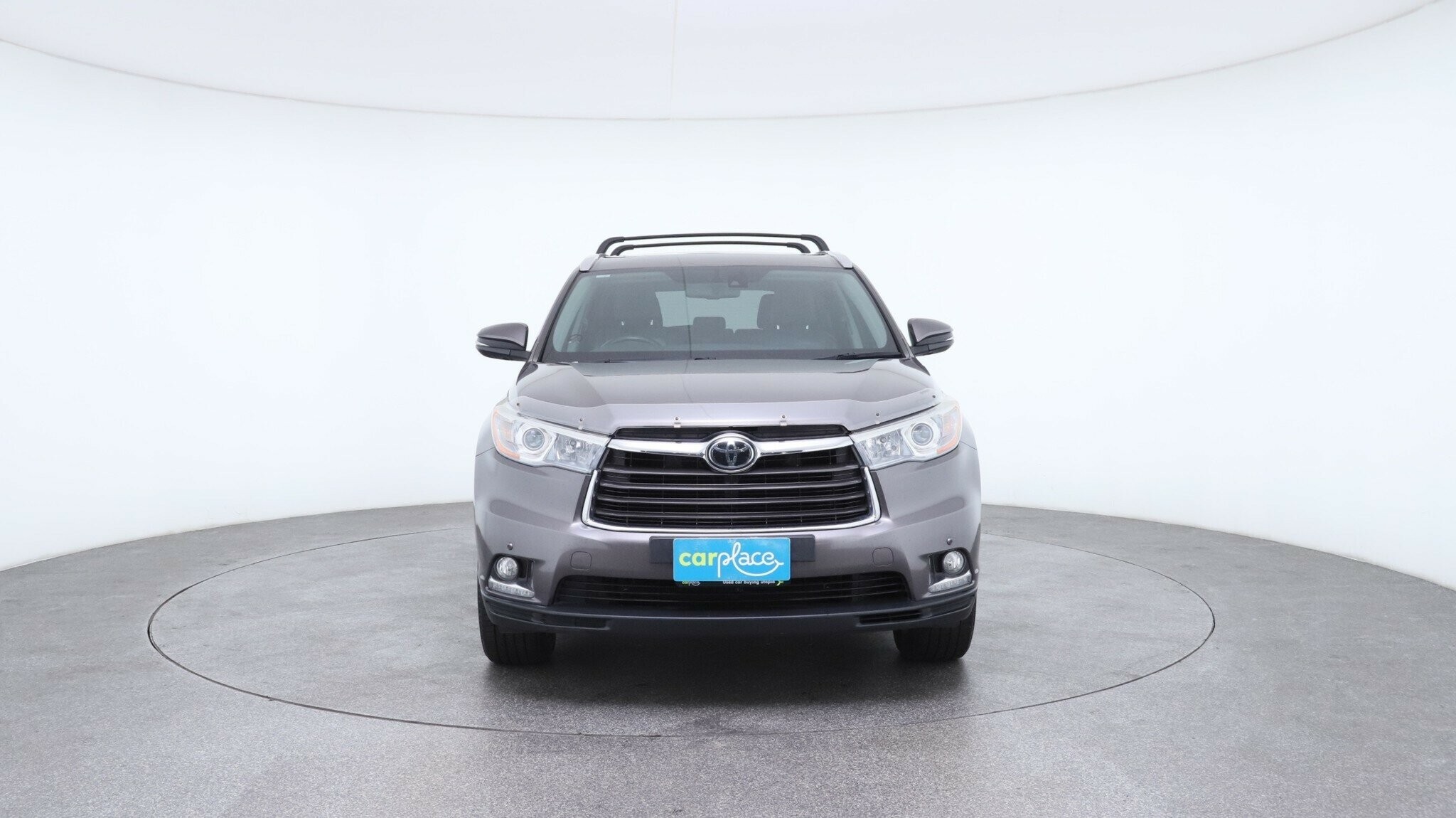Toyota Kluger image 2
