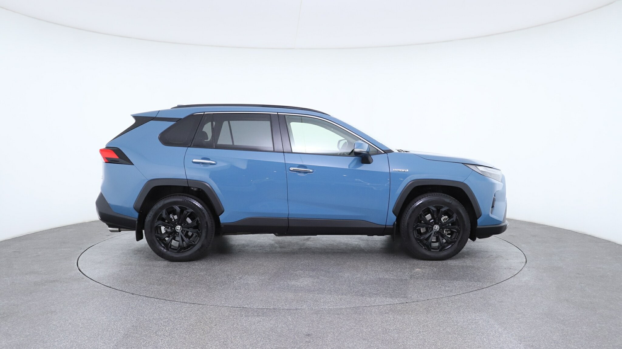 Toyota Rav4 image 4