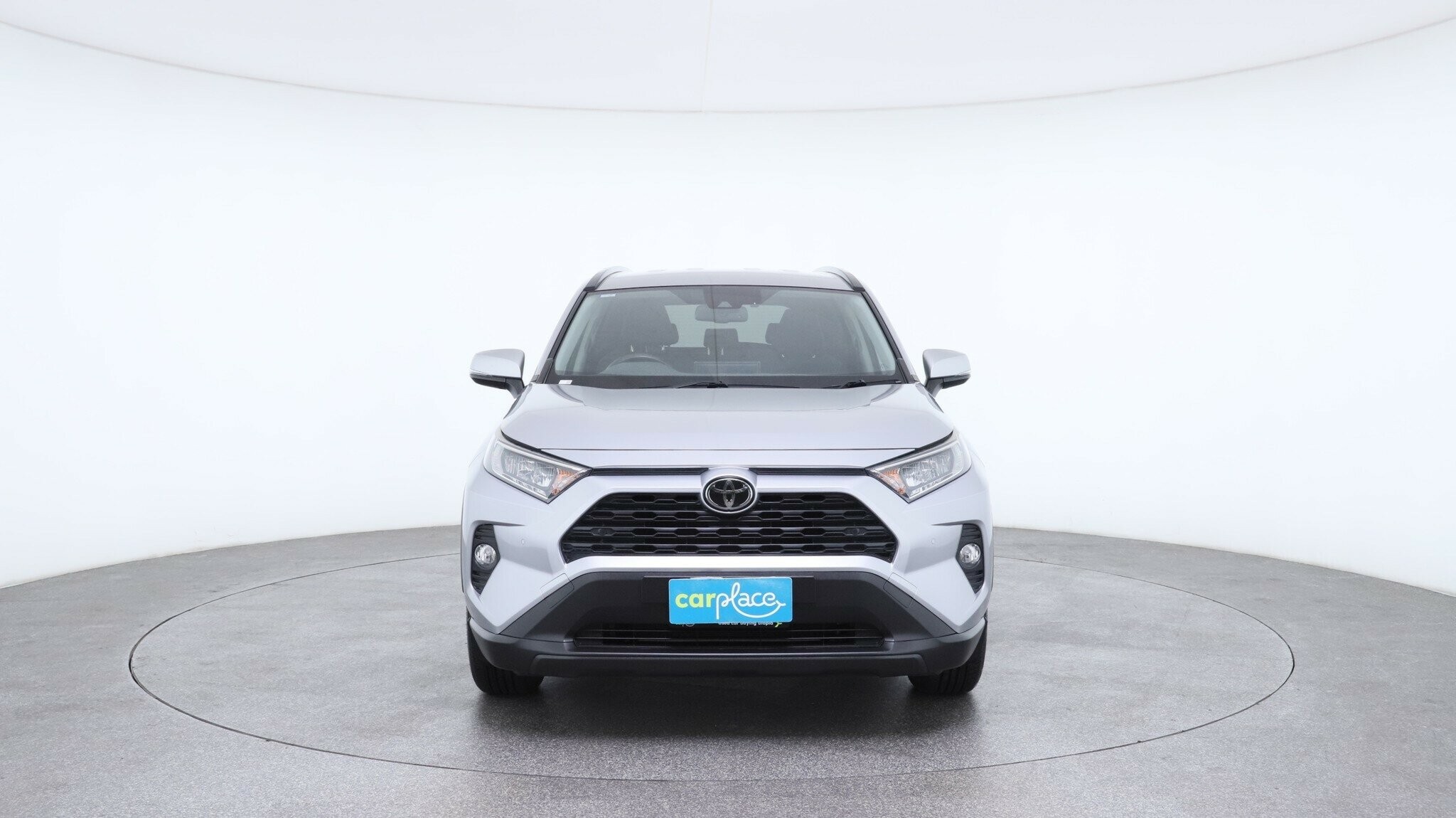 Toyota Rav4 image 2