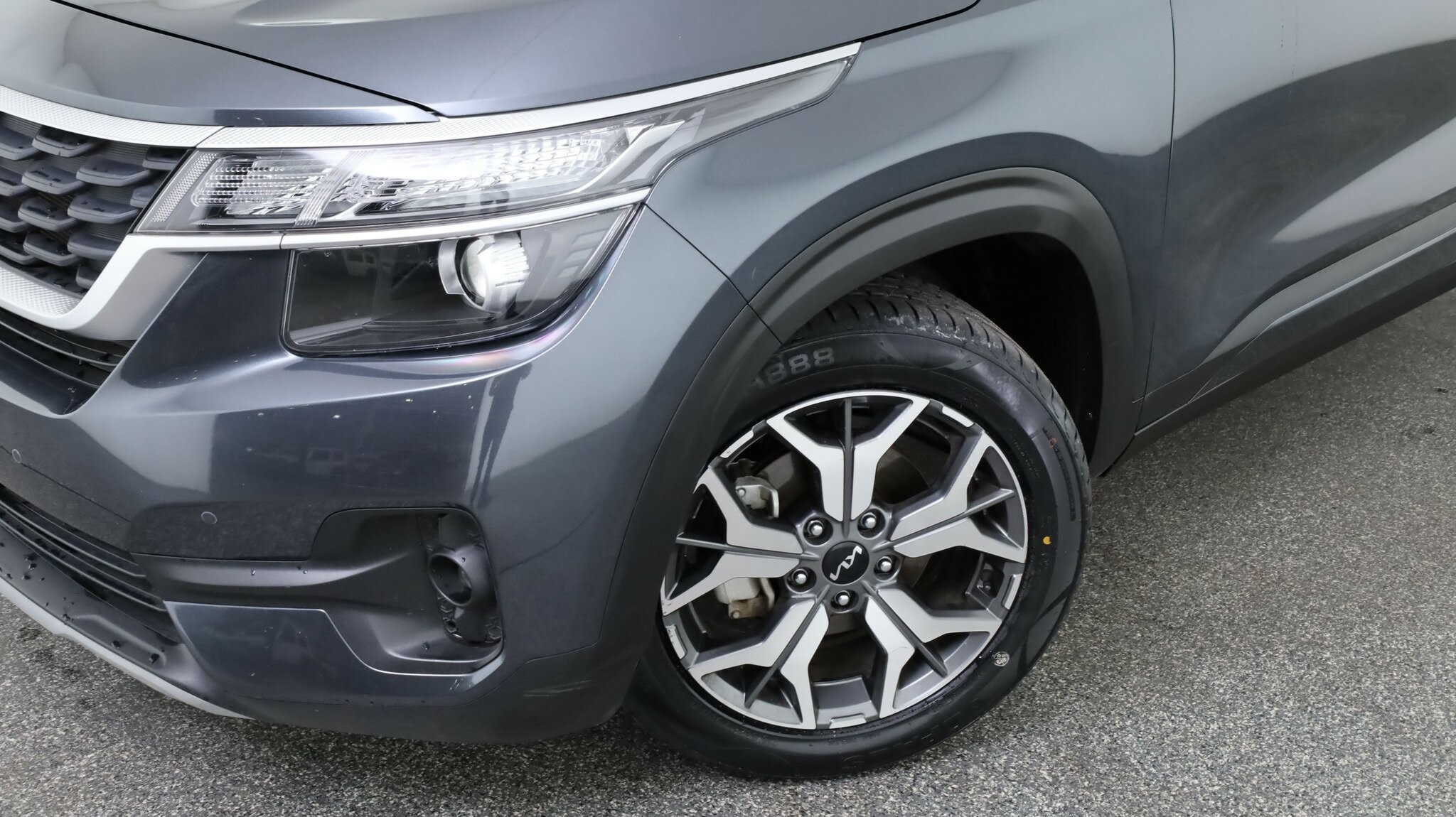 Kia Seltos image 3