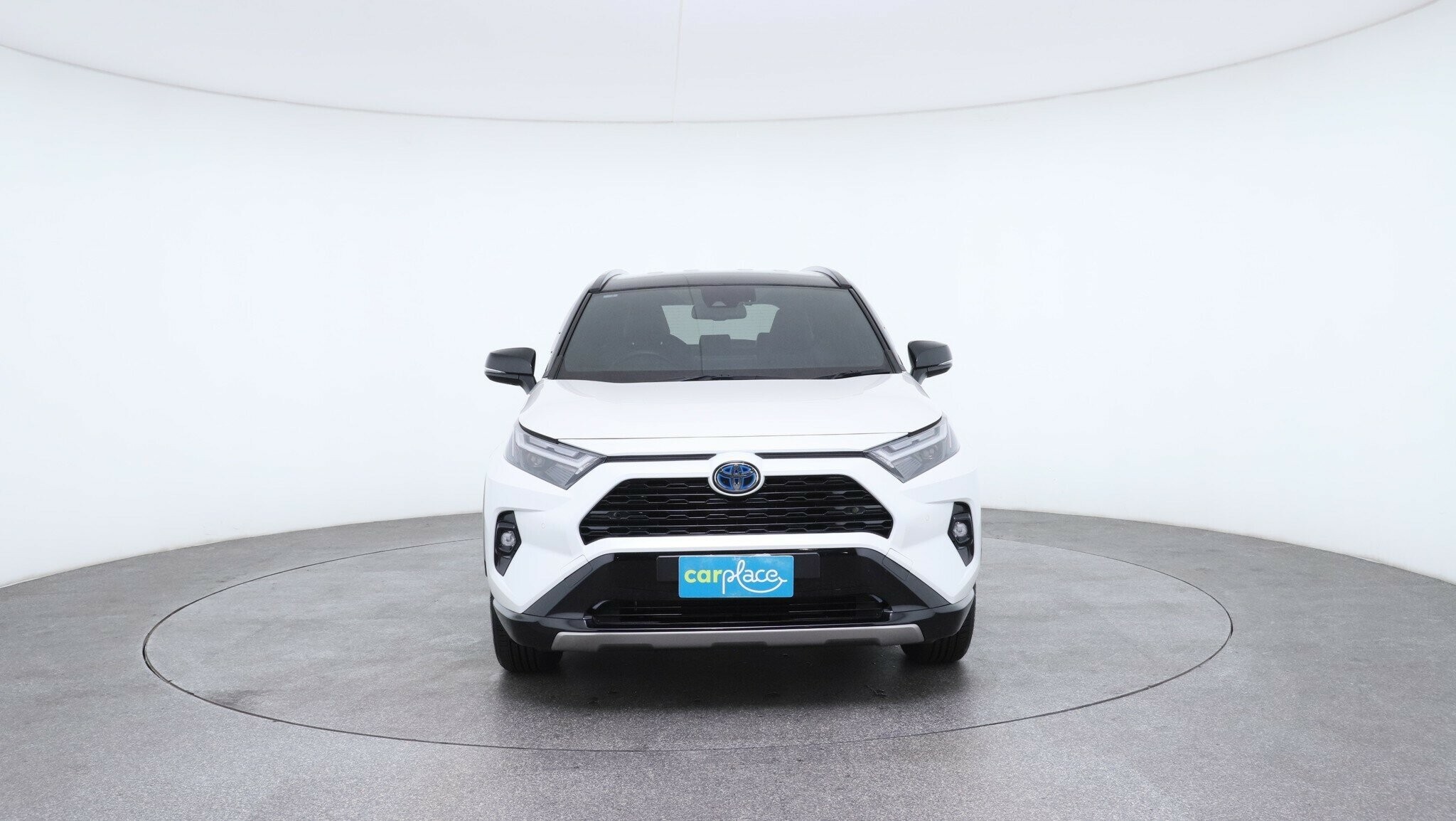 Toyota Rav4 image 2