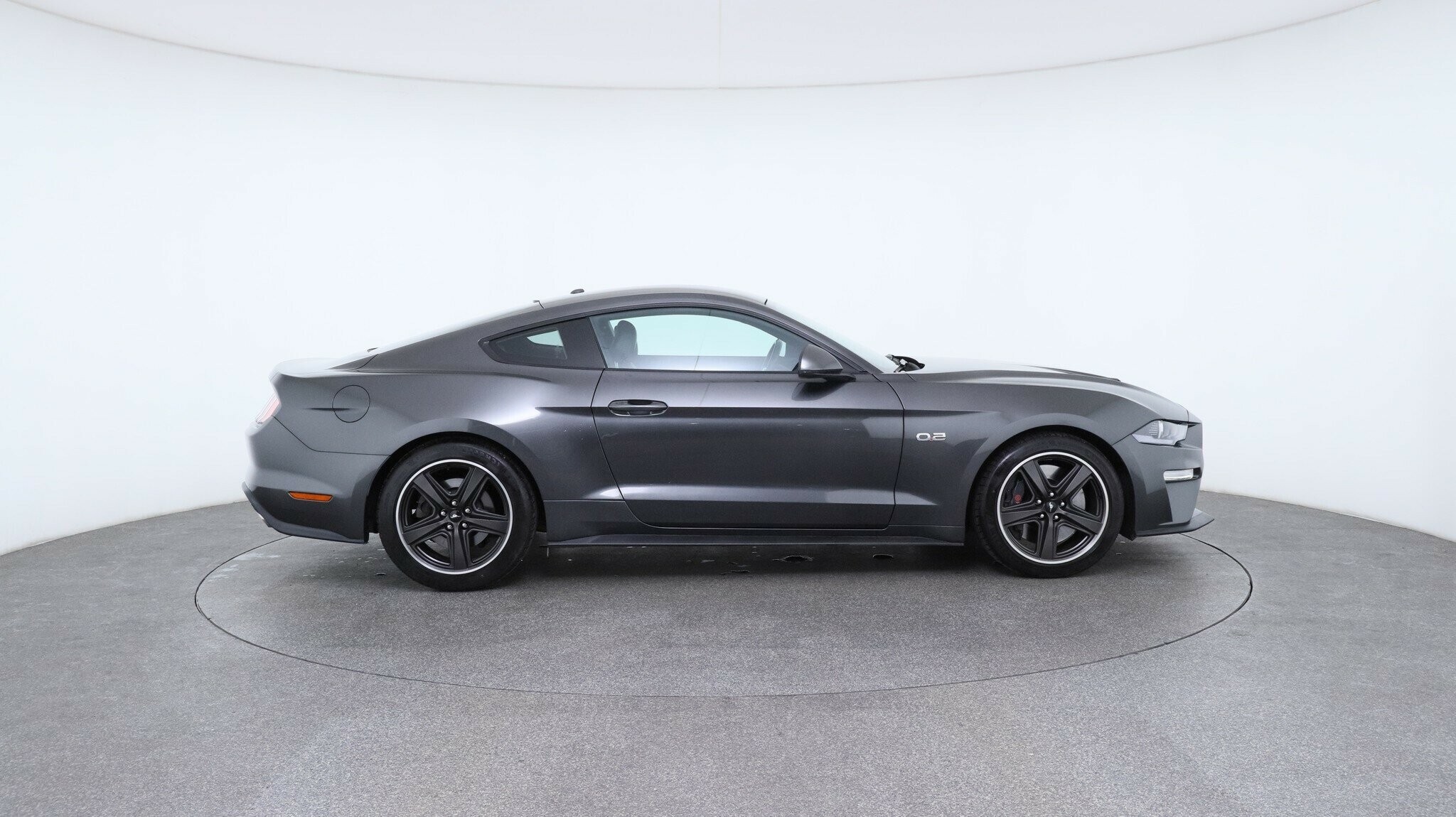 Ford Mustang image 4