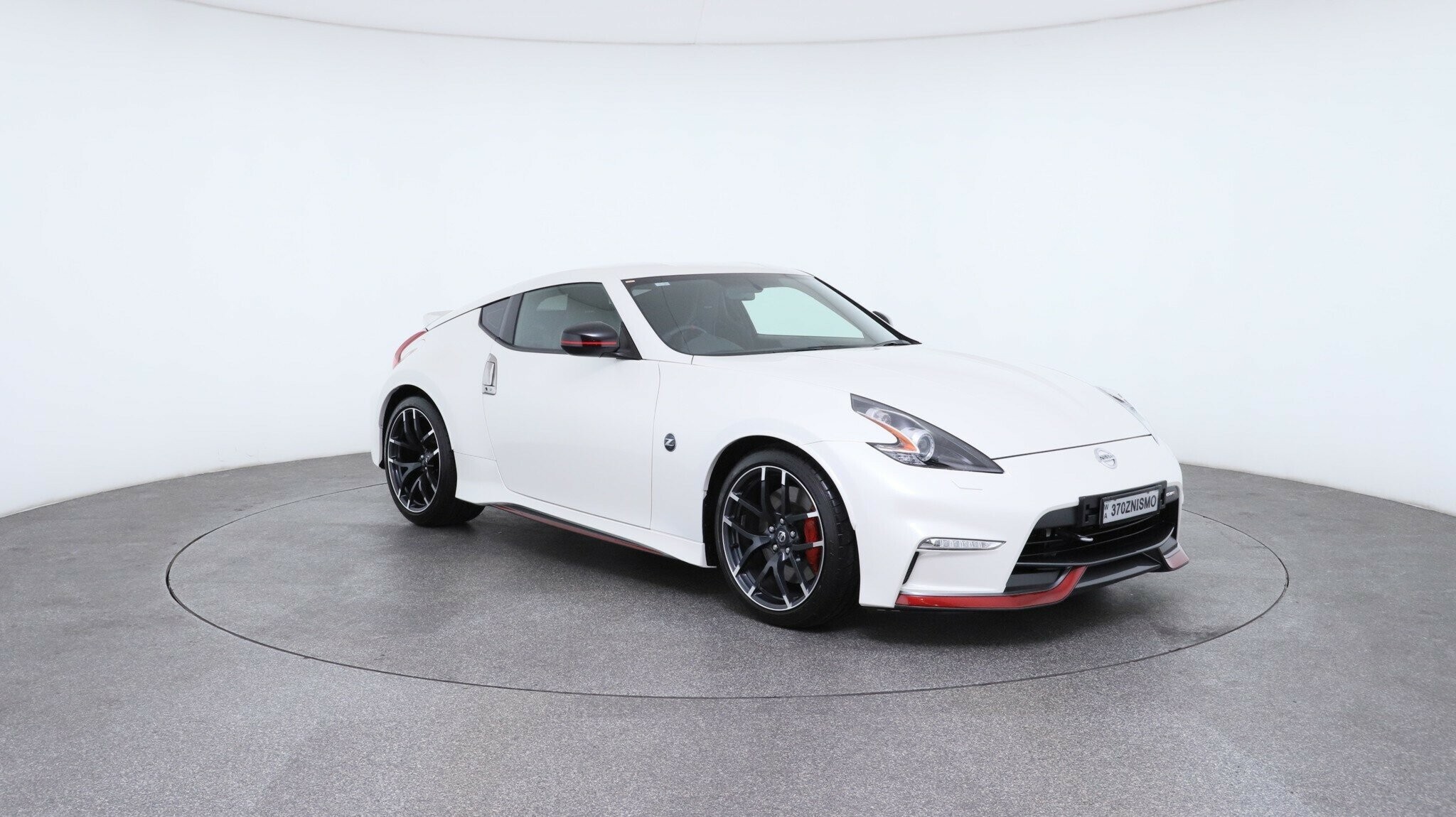 Nissan 370z image 3