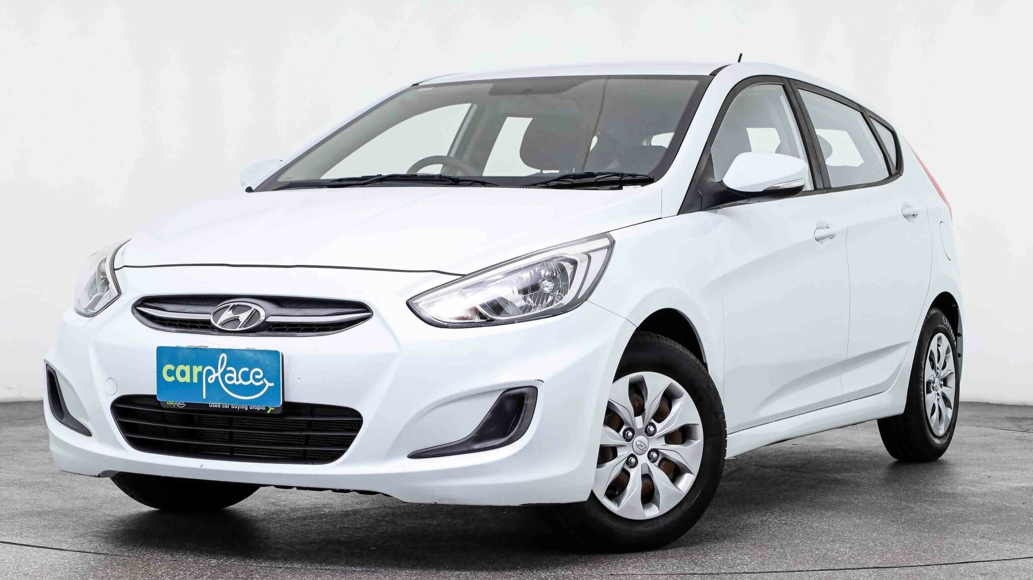 Hyundai Accent image 1