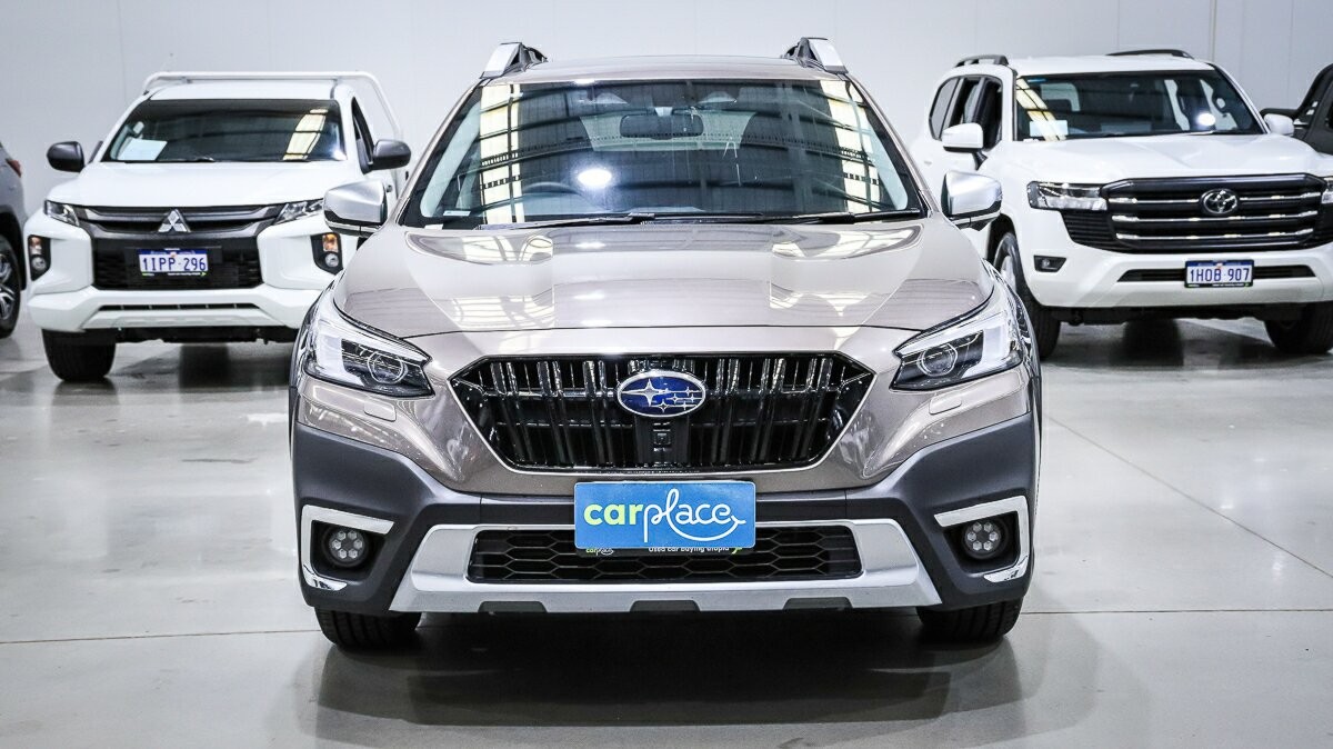 Subaru Outback image 2