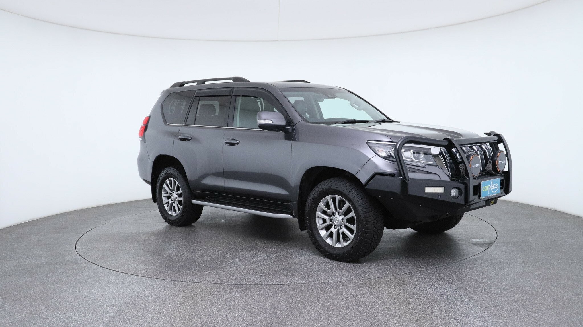 Toyota Landcruiser Prado image 3