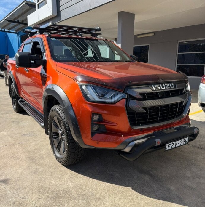 Isuzu D-max image 1