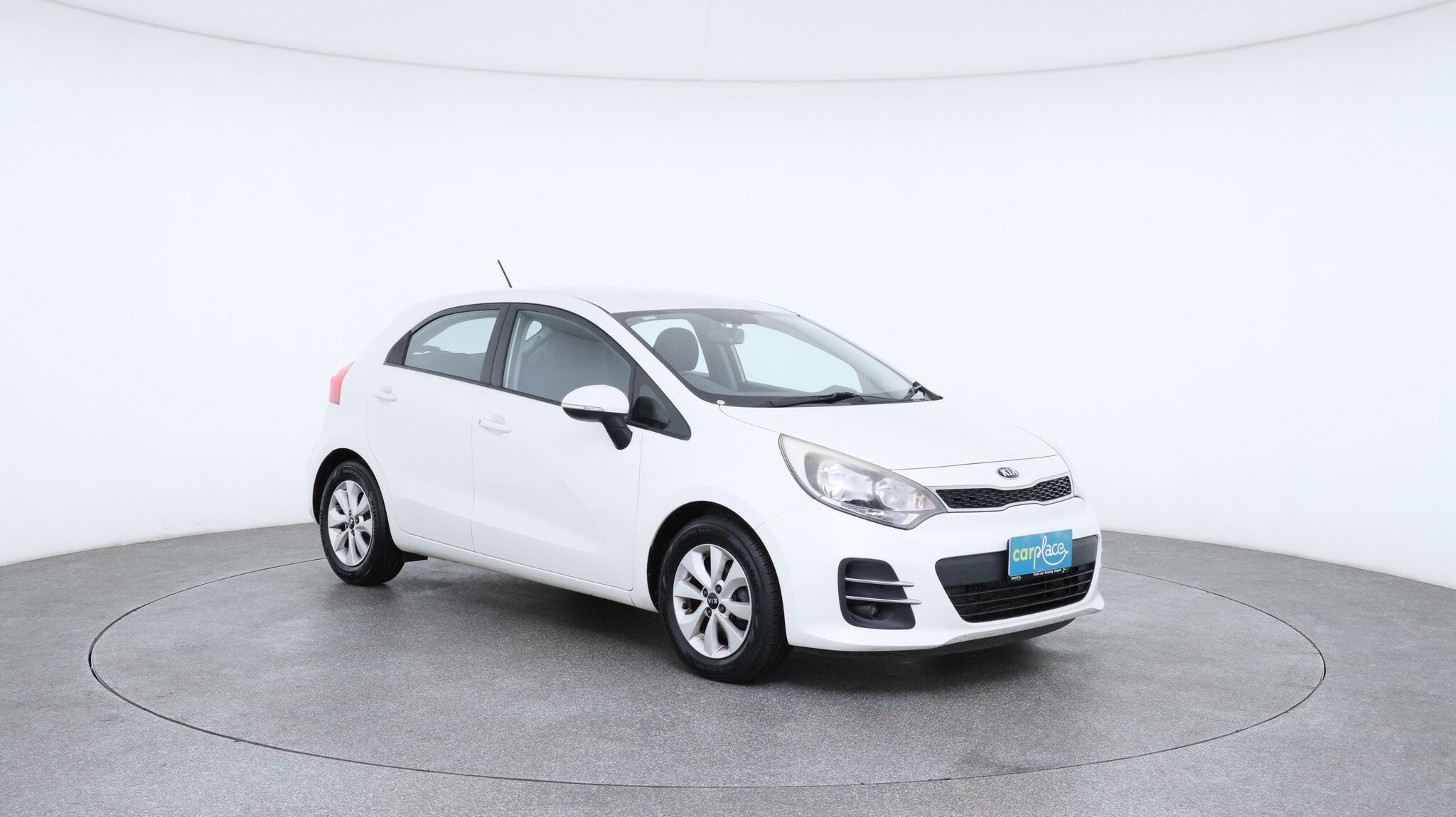 Kia Rio image 3