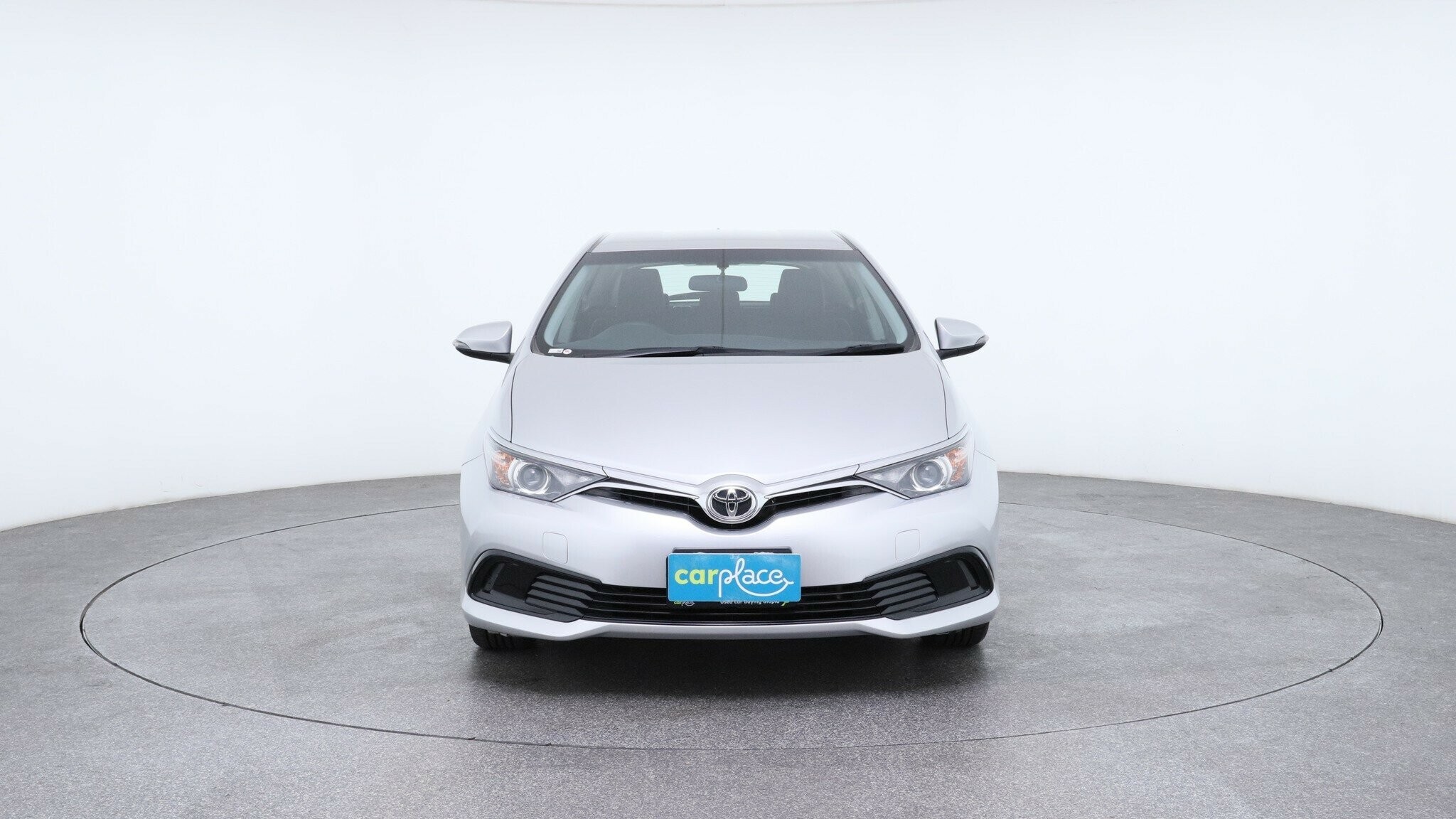 Toyota Corolla image 2