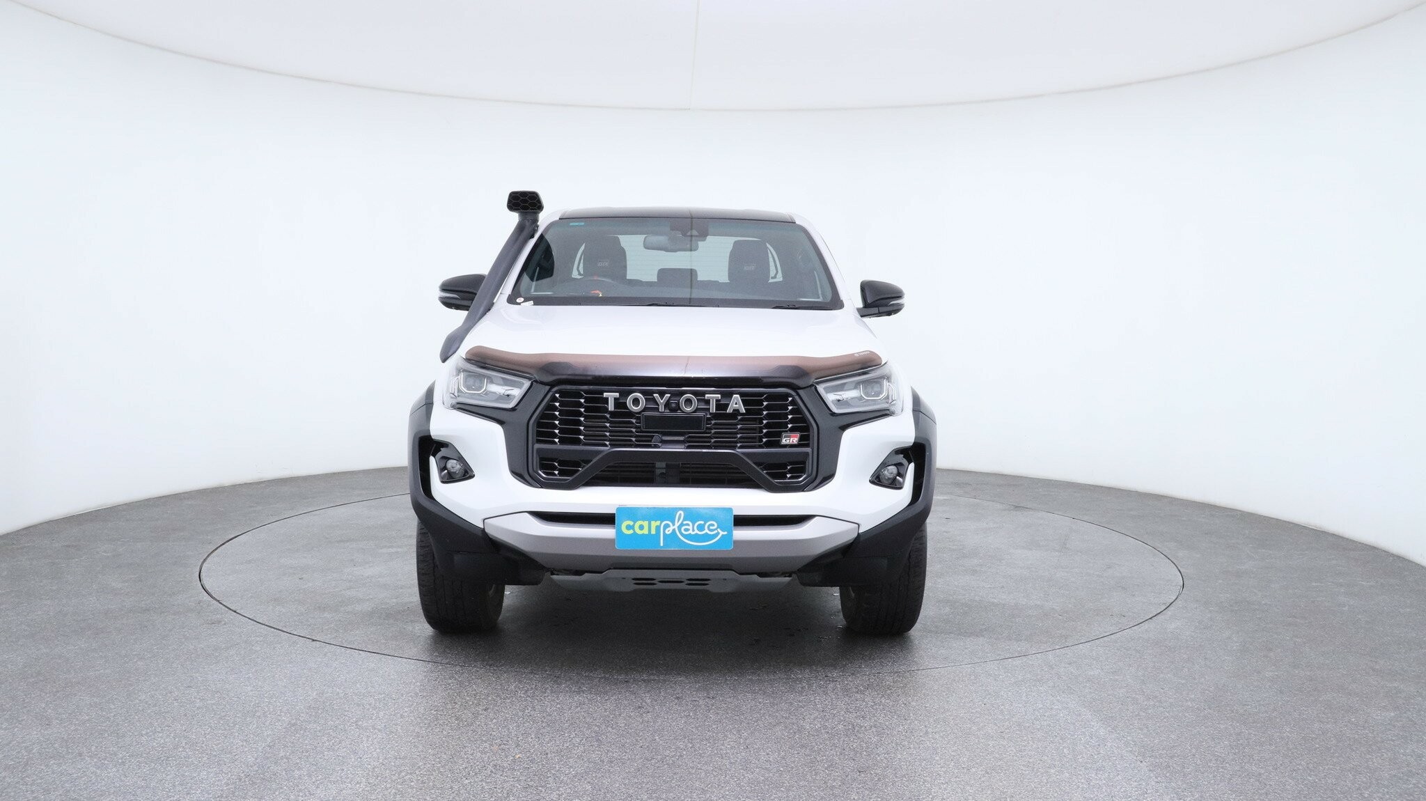 Toyota Hilux image 4
