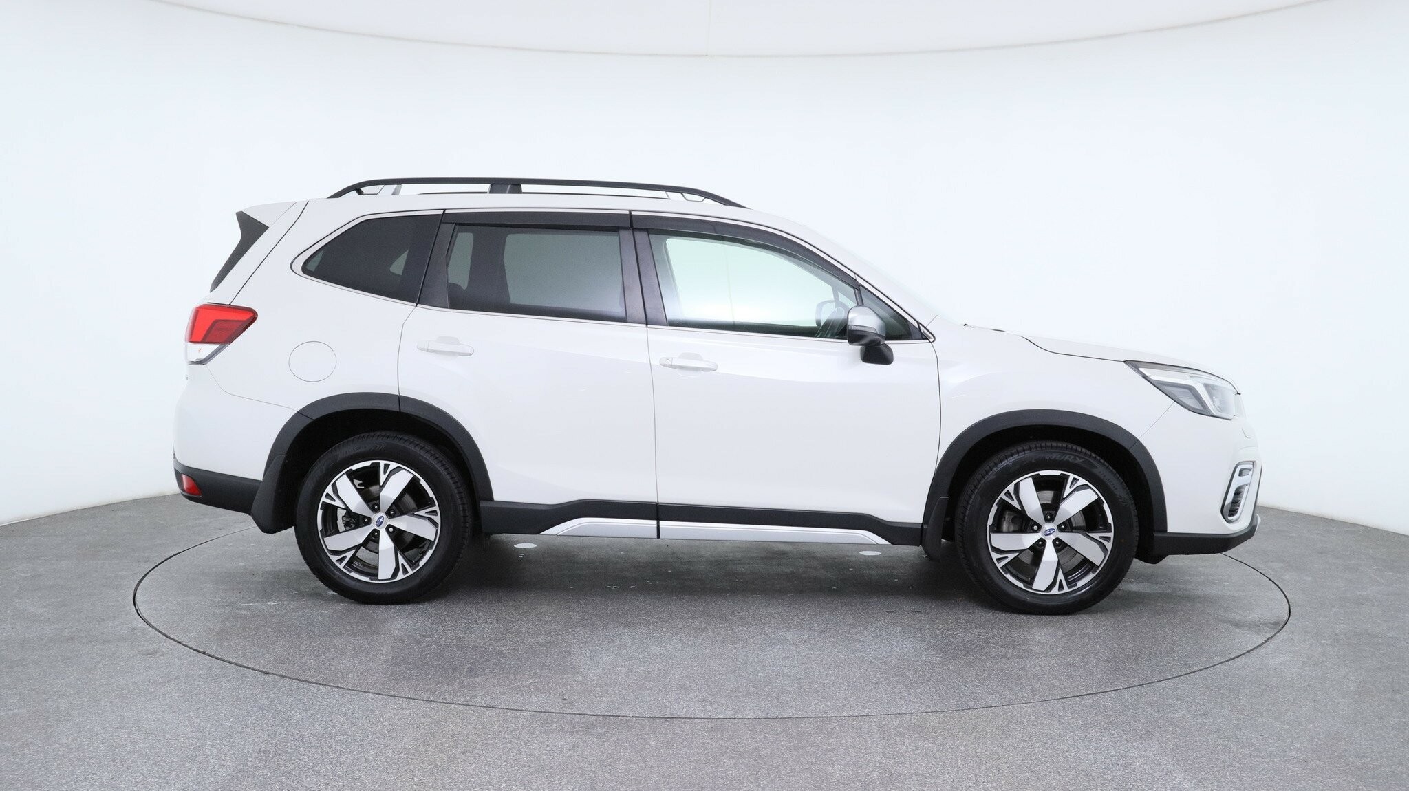 Subaru Forester image 4