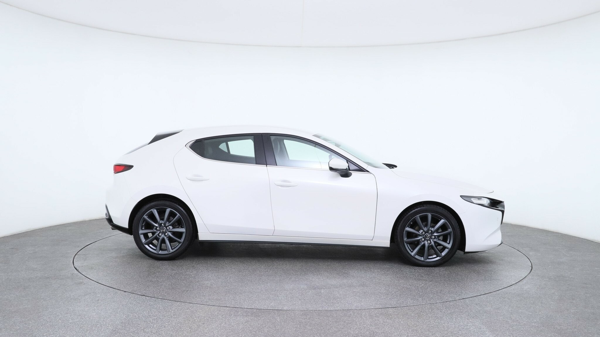 Mazda 3 image 4