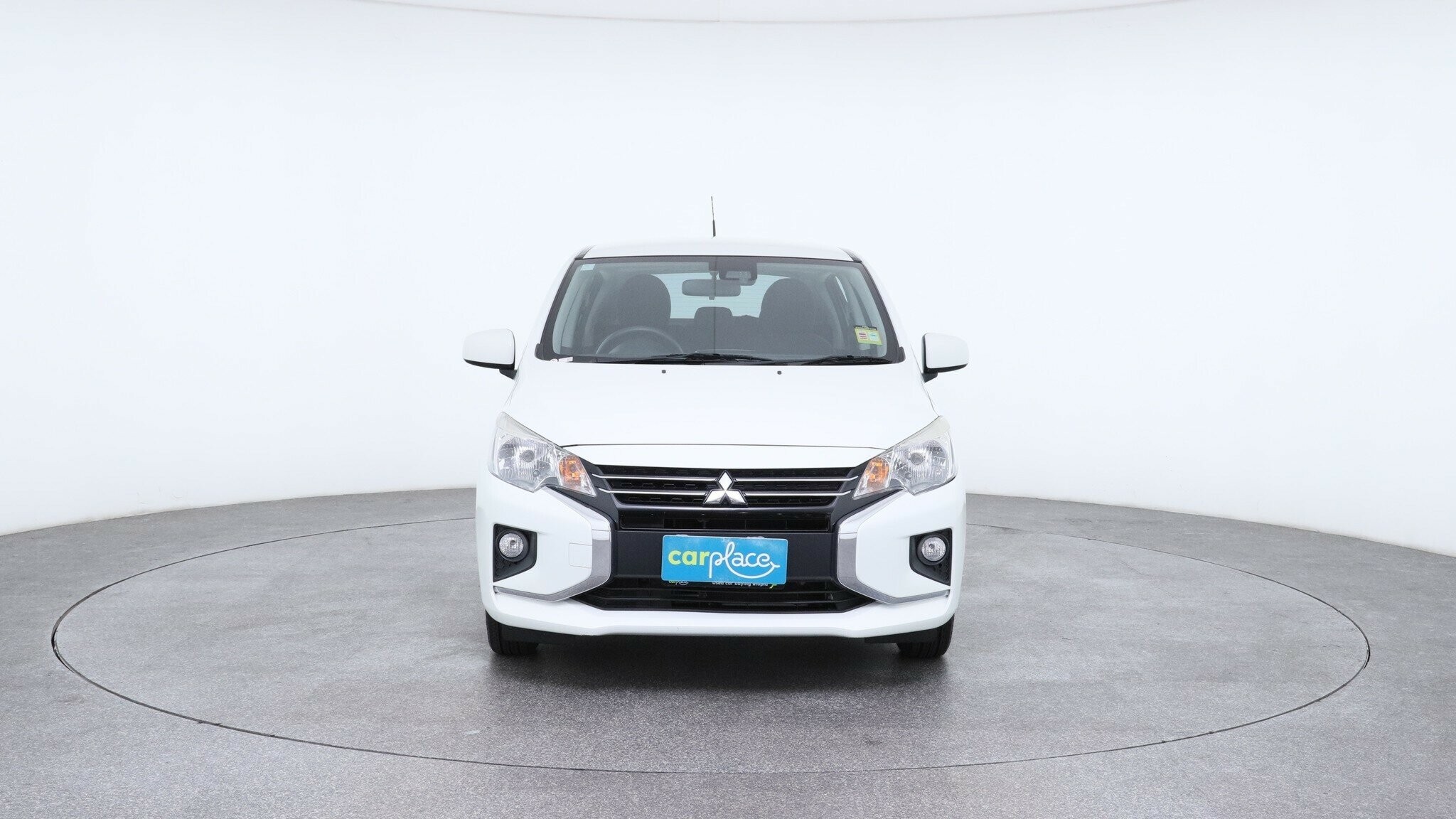 Mitsubishi Mirage image 2