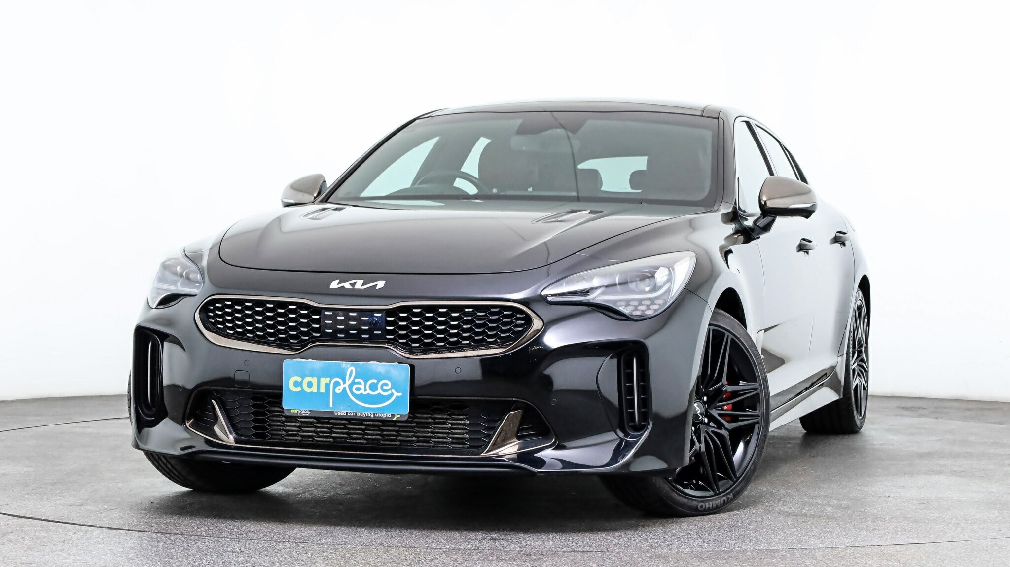 Kia Stinger image 2