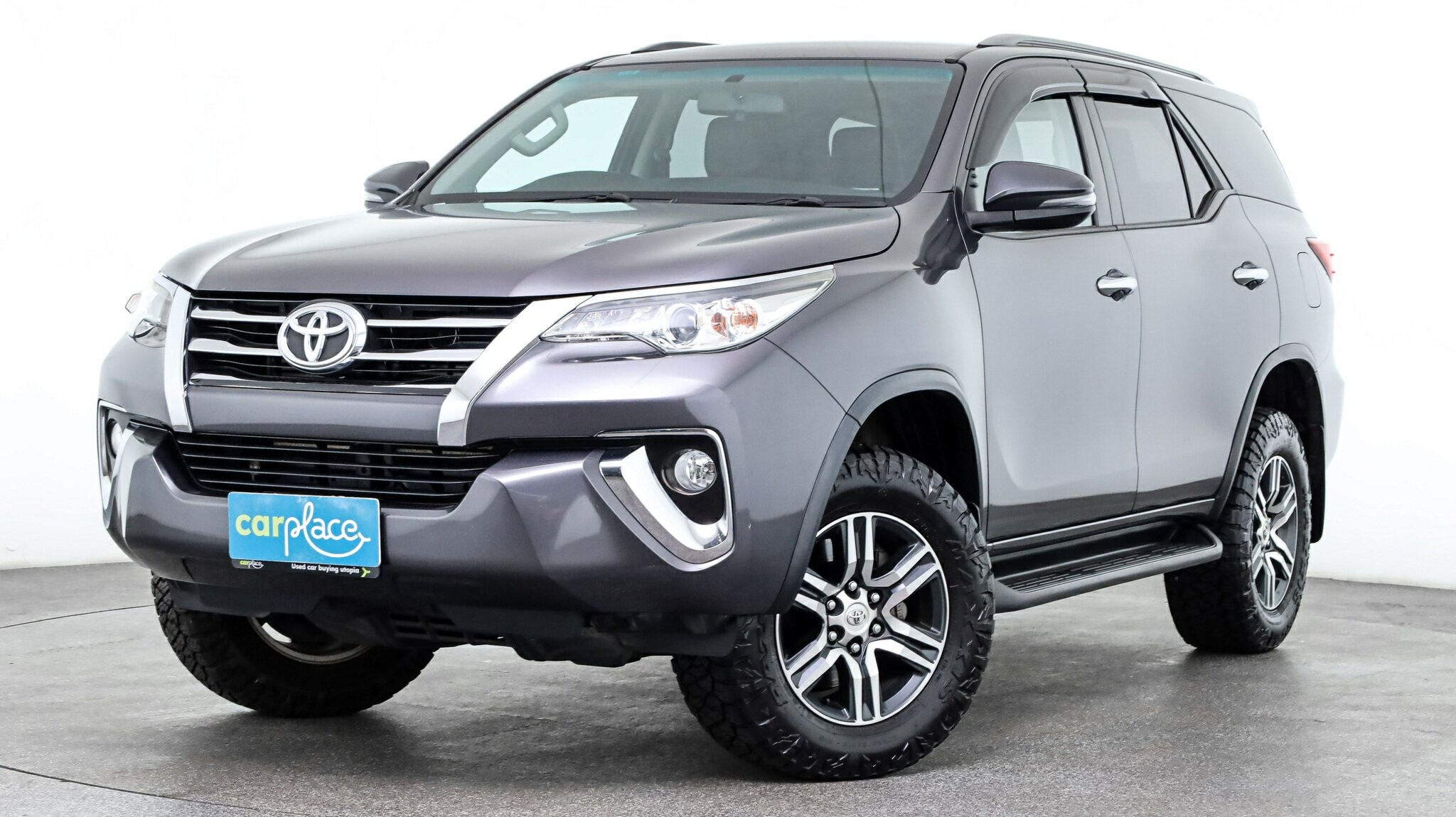 Toyota Fortuner image 1