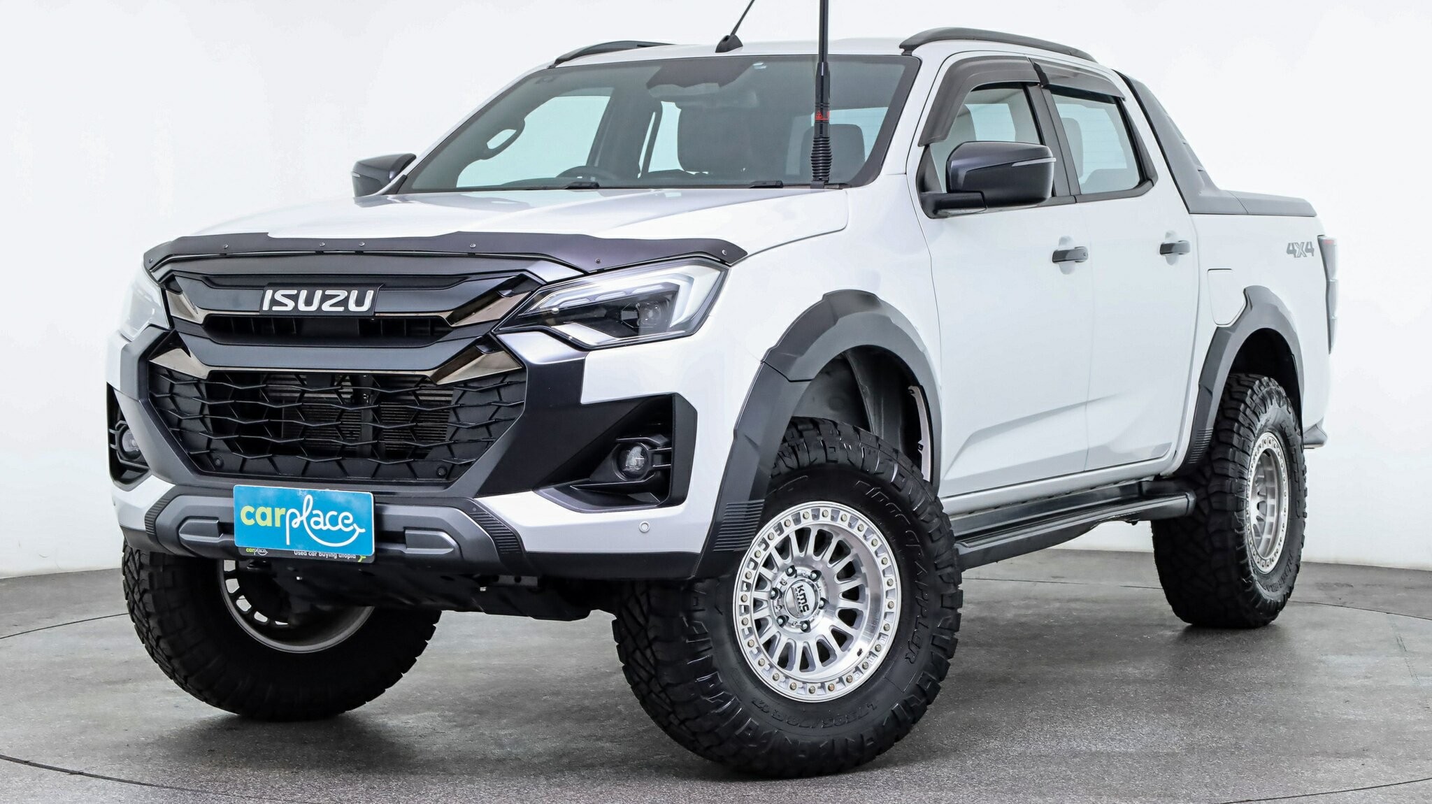 Isuzu D-max image 1