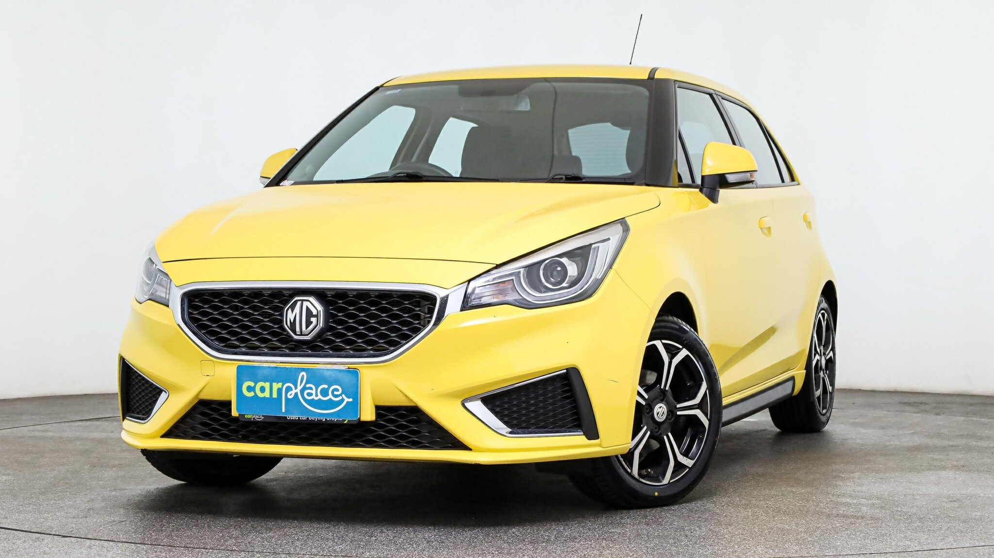 MG Mg3 image 2