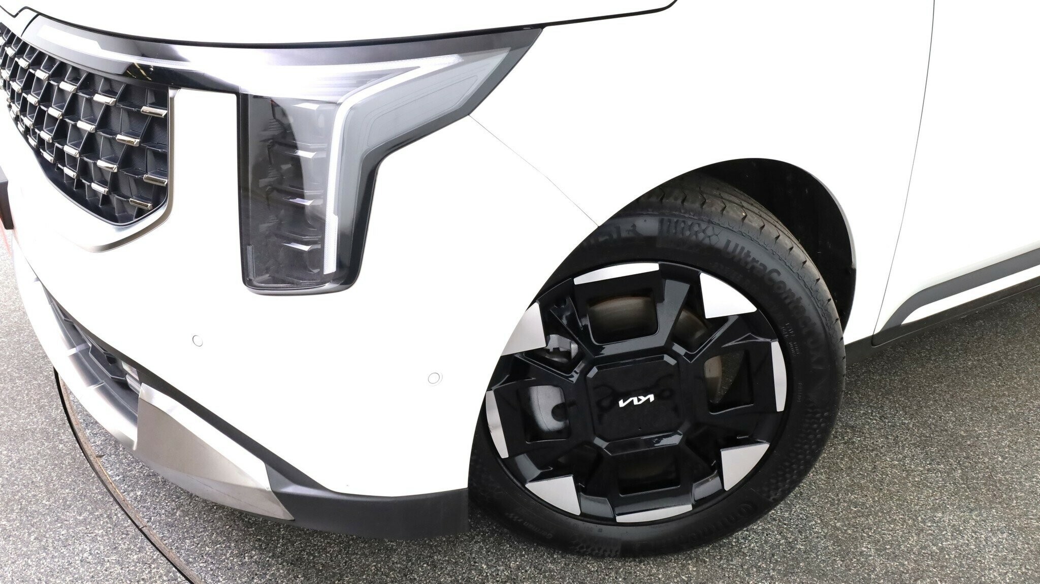 Kia Carnival image 3