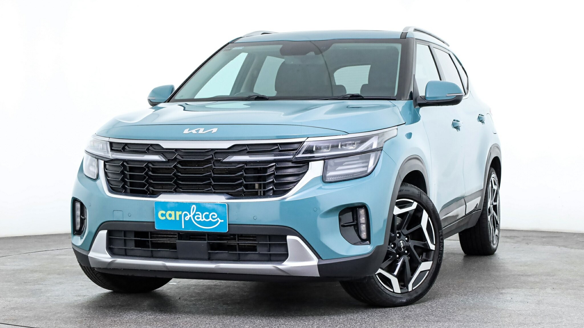 Kia Seltos image 2