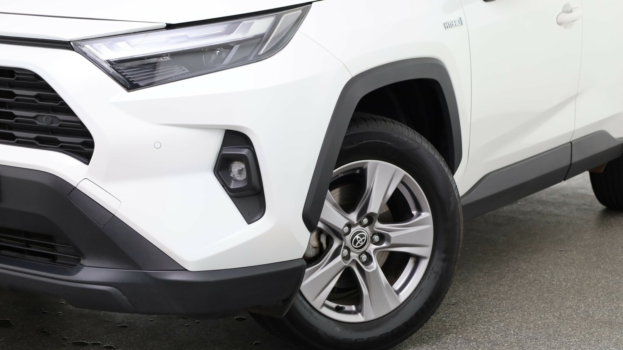 Toyota Rav4 image 3