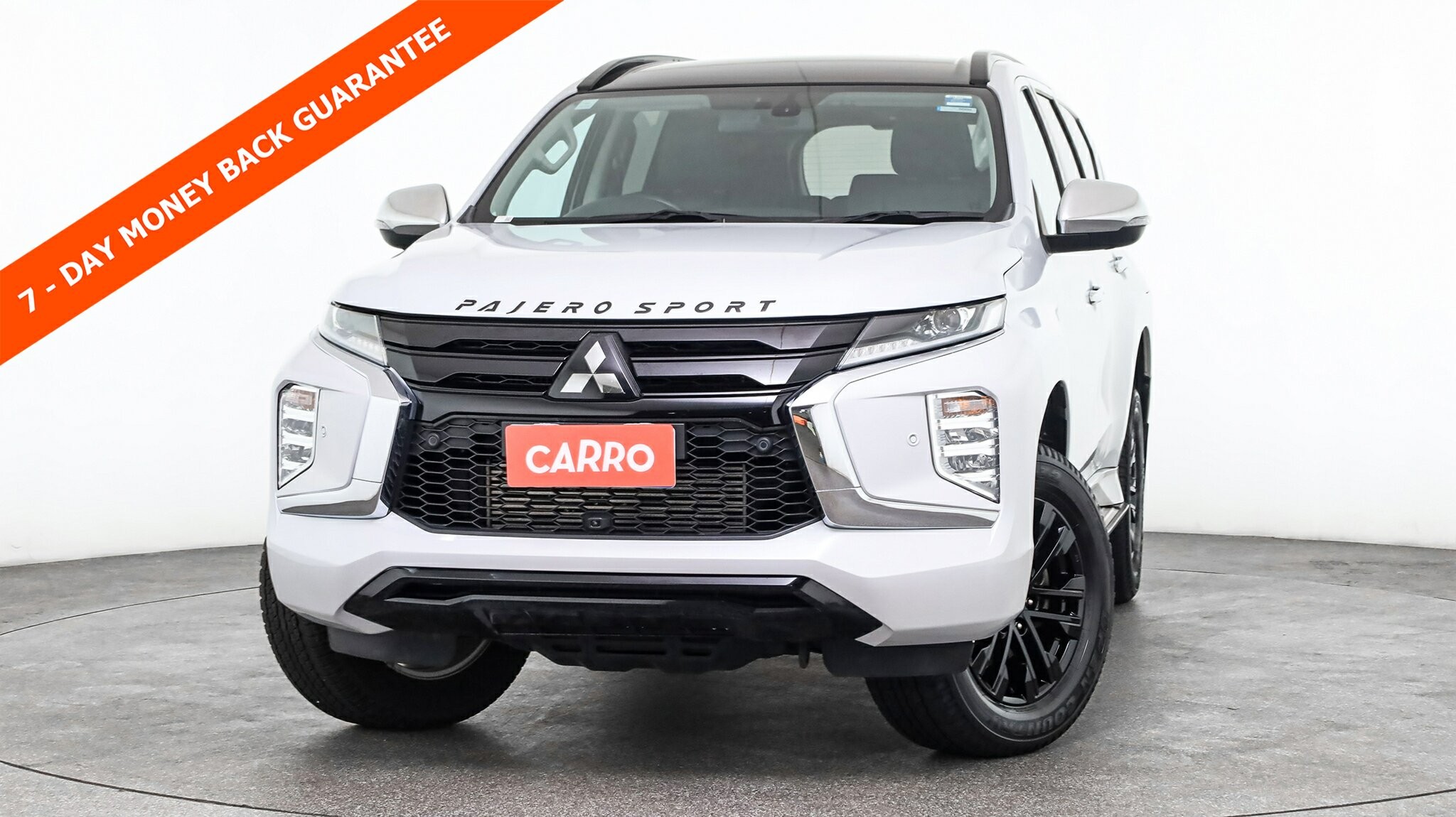 Mitsubishi Pajero Sport image 1
