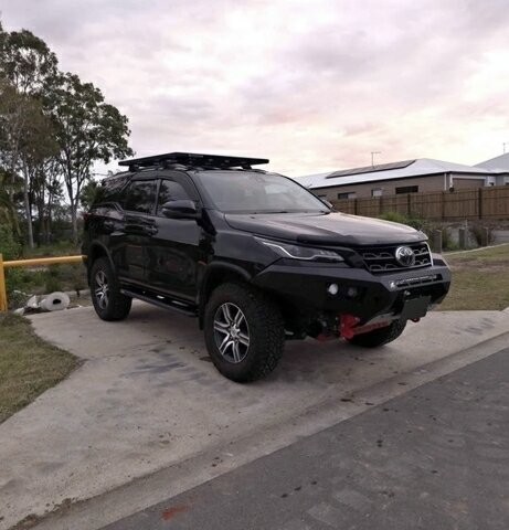 Toyota Fortuner image 2