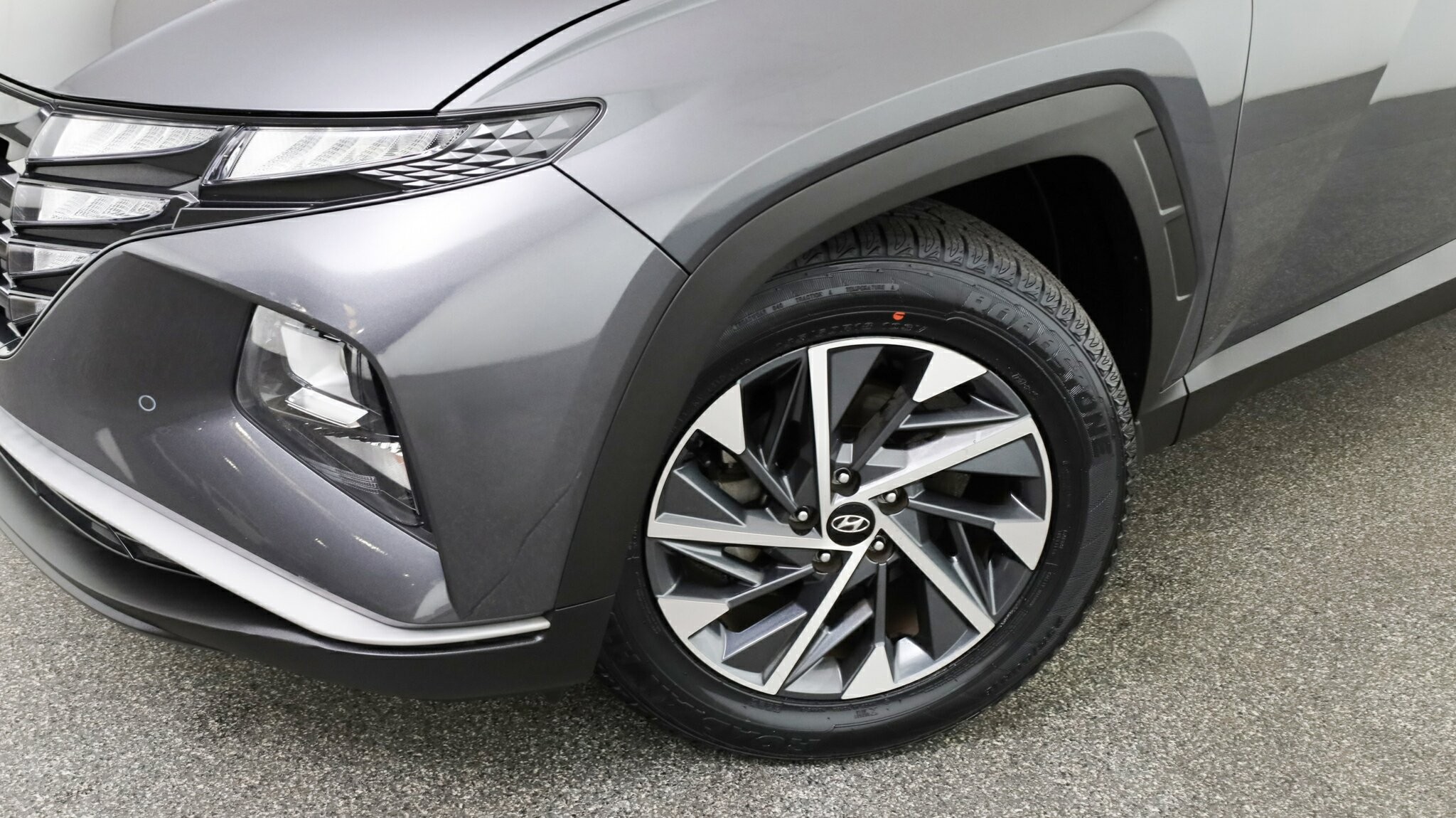 Hyundai Tucson image 3