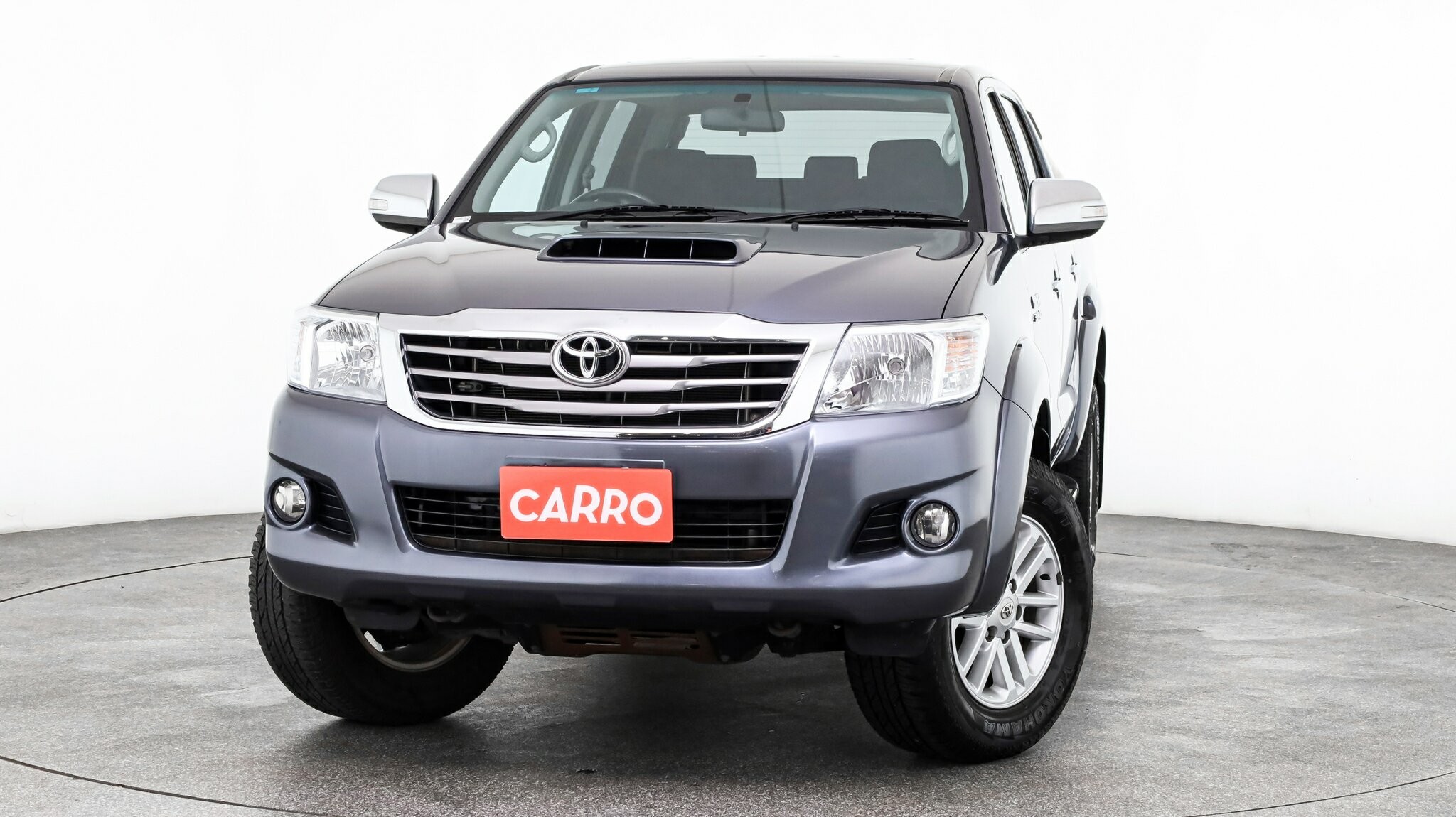 Toyota Hilux image 2