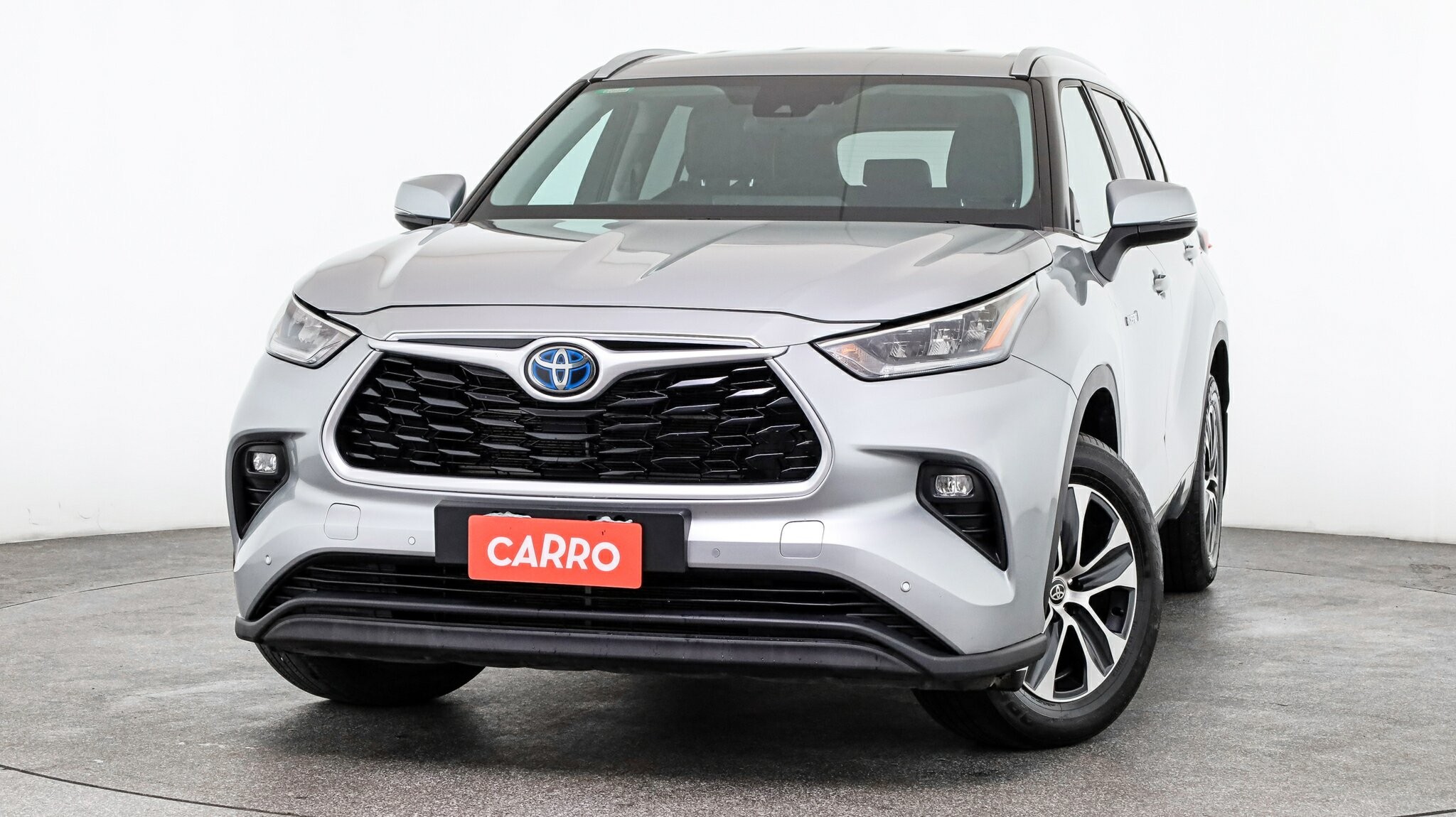 Toyota Kluger image 2