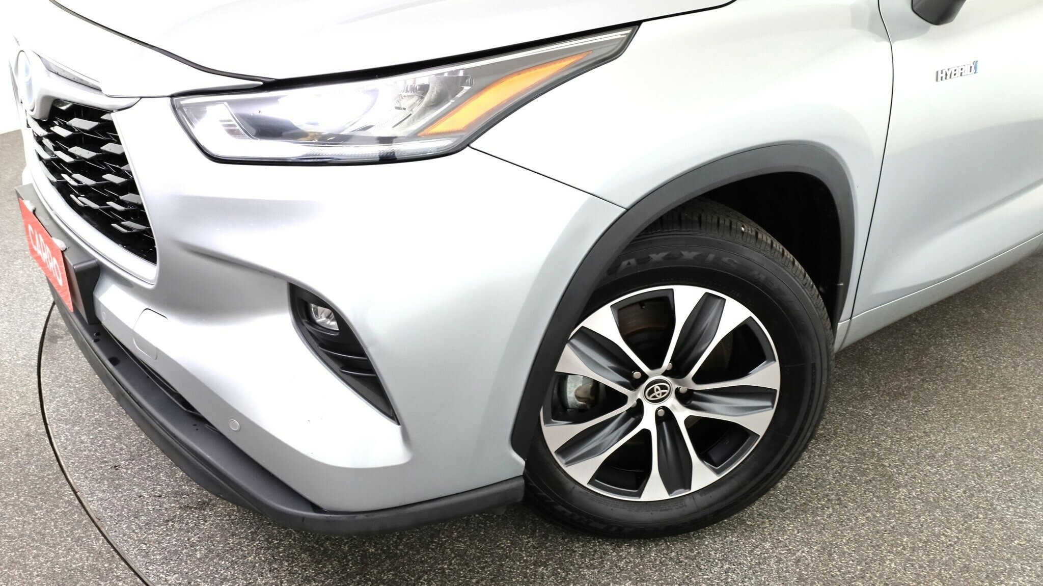 Toyota Kluger image 3