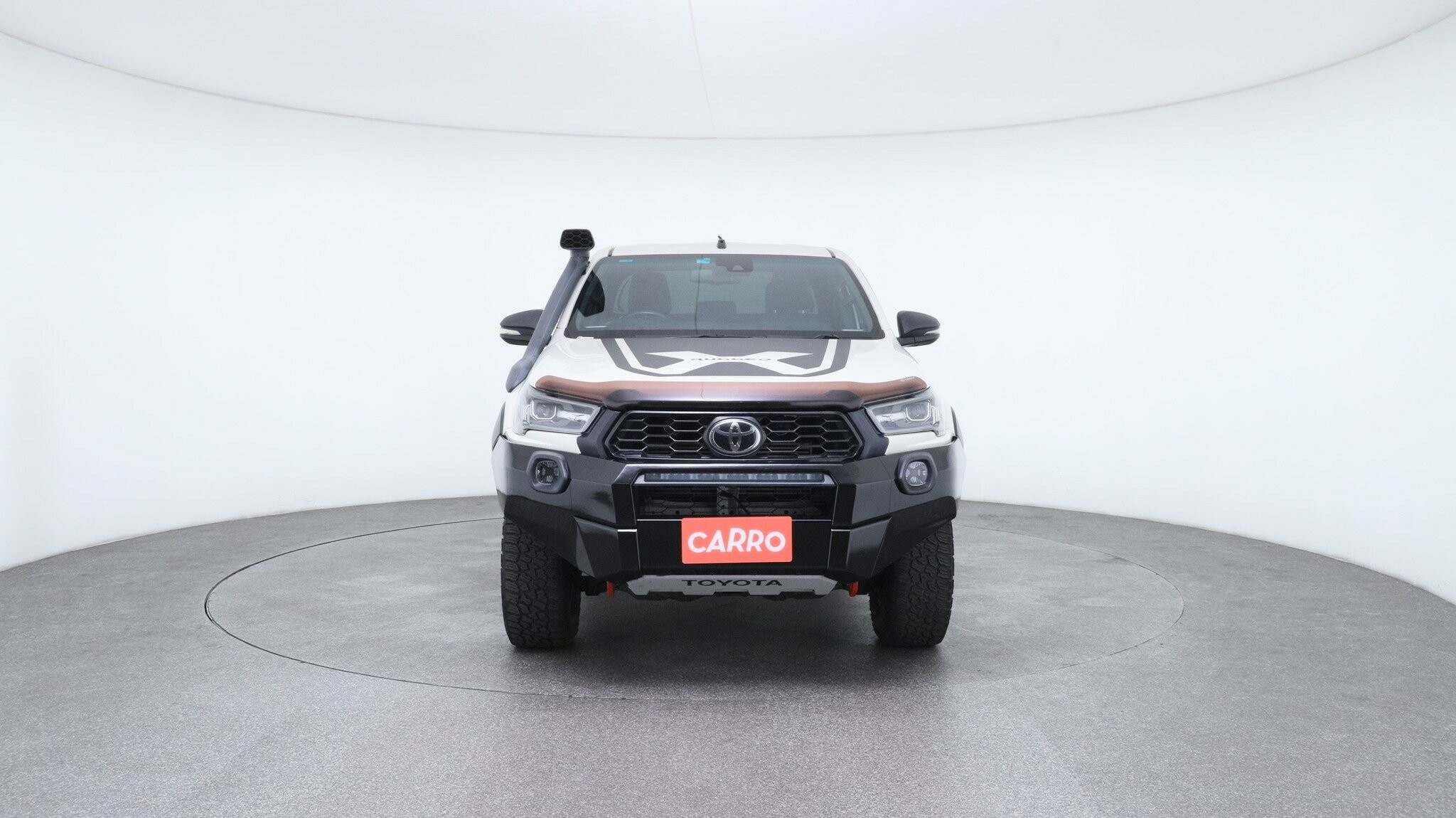 Toyota Hilux image 4