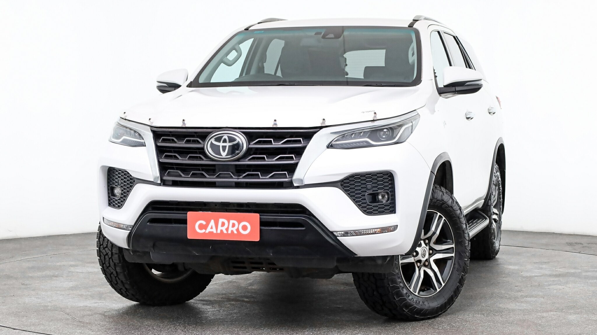 Toyota Fortuner image 2