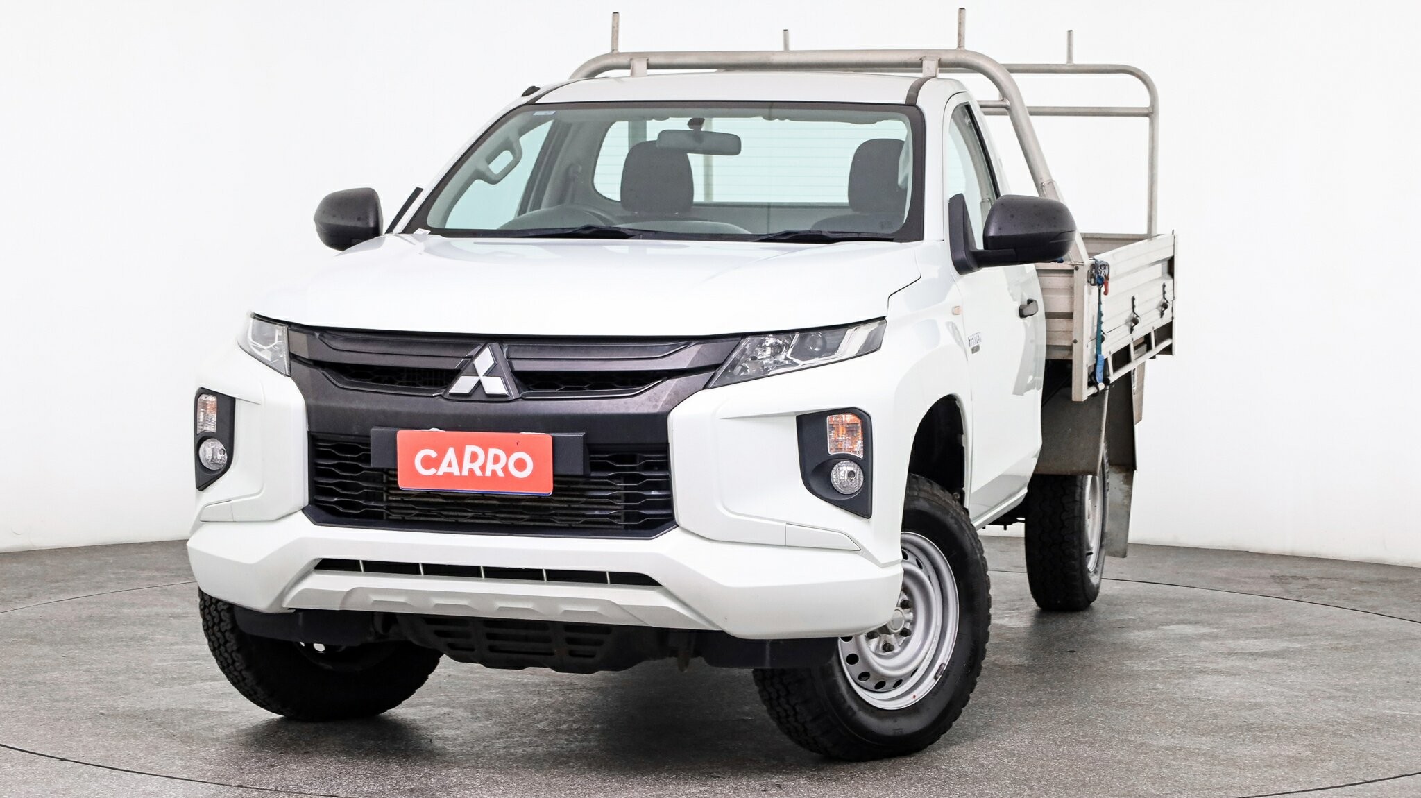 Mitsubishi Triton image 2